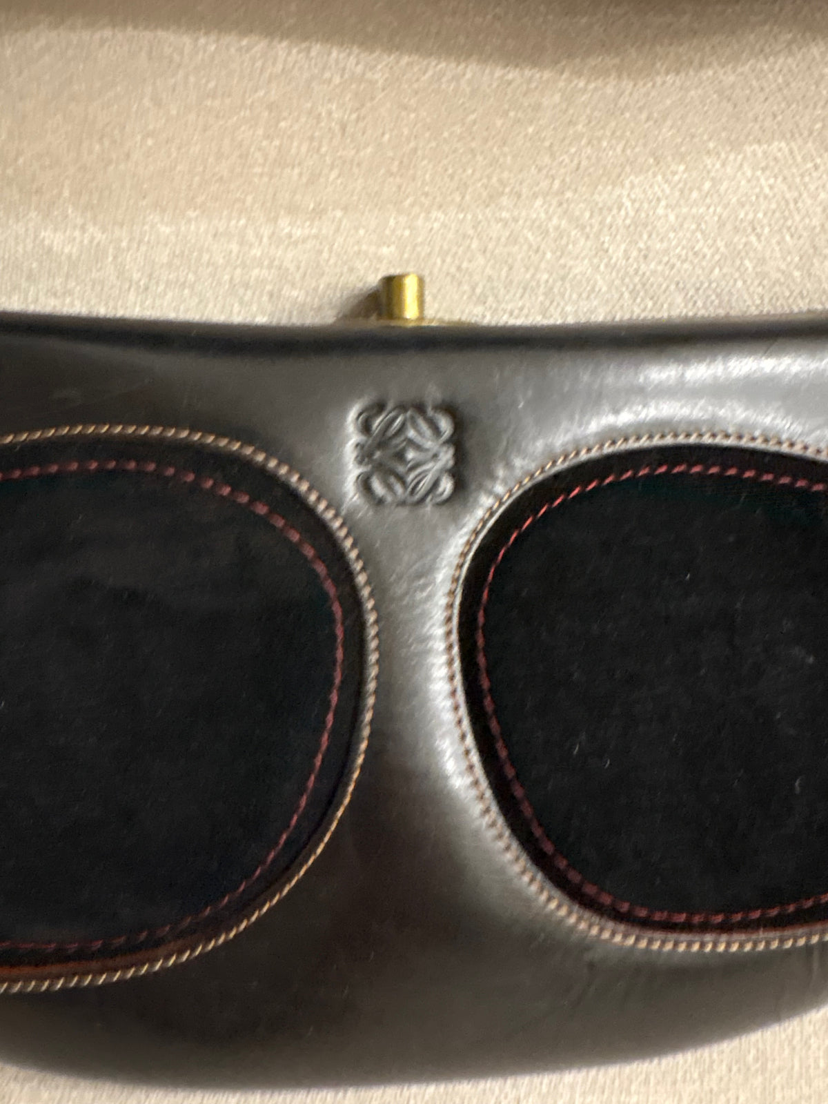 LOEWE turnlock