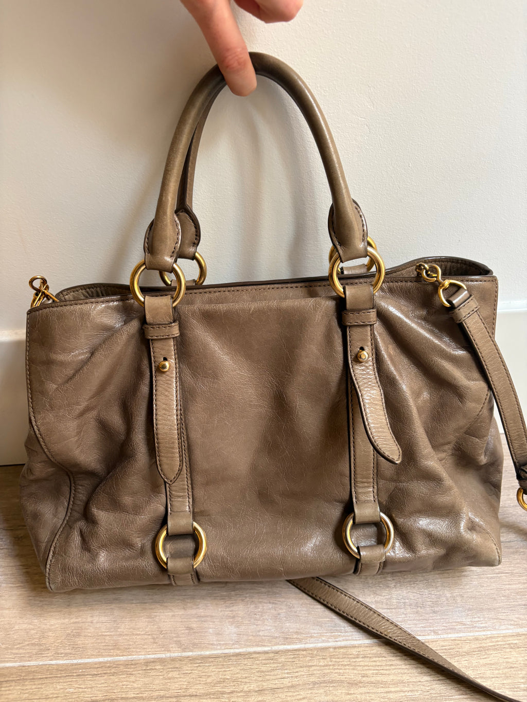 MIU MIU Vitello Shine