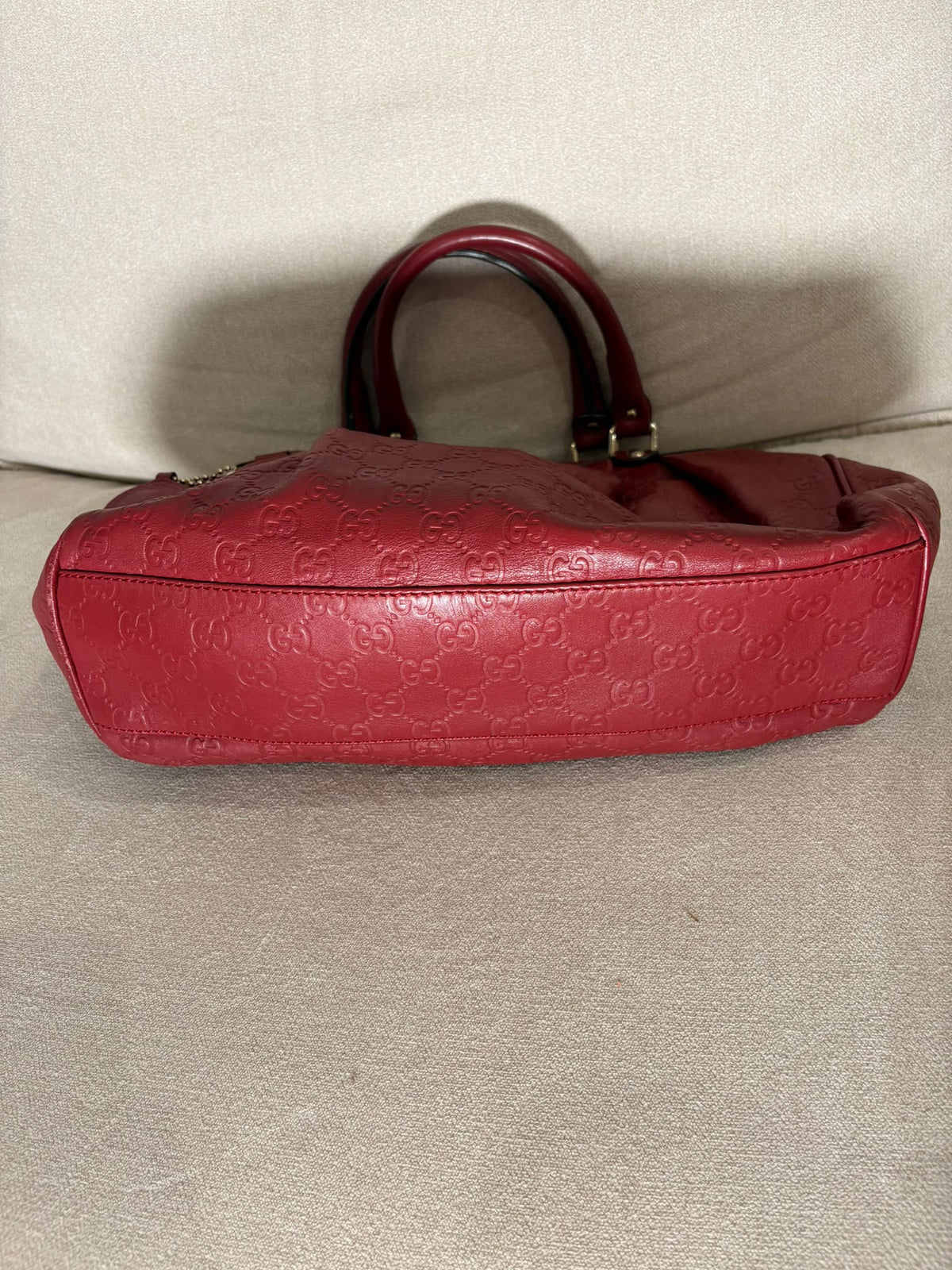 Gucci Sukey rojo