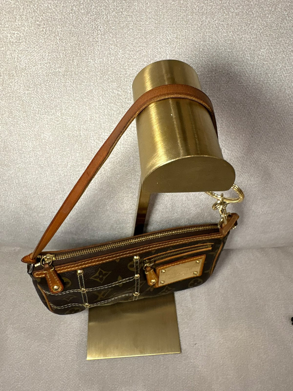 Louis Vuitton Pochette