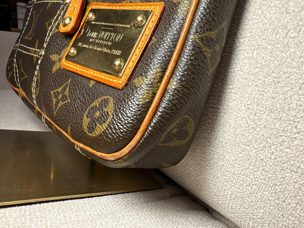 Louis Vuitton Pochette