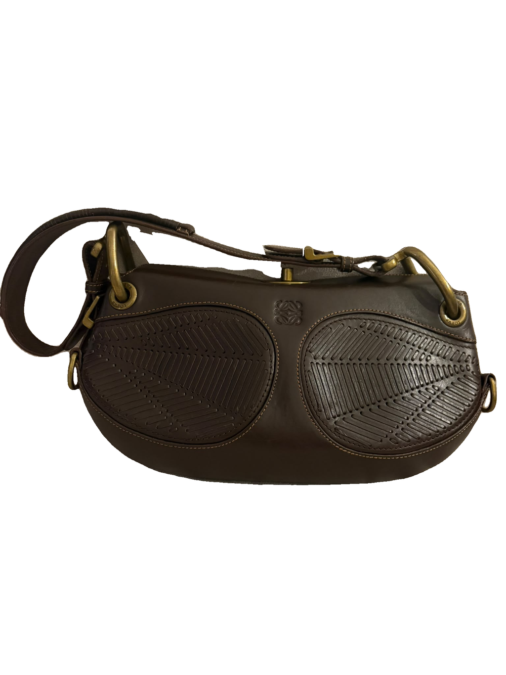 Loewe Turnlock de piel marrón con paneles trenzados y anagrama, vista frontal