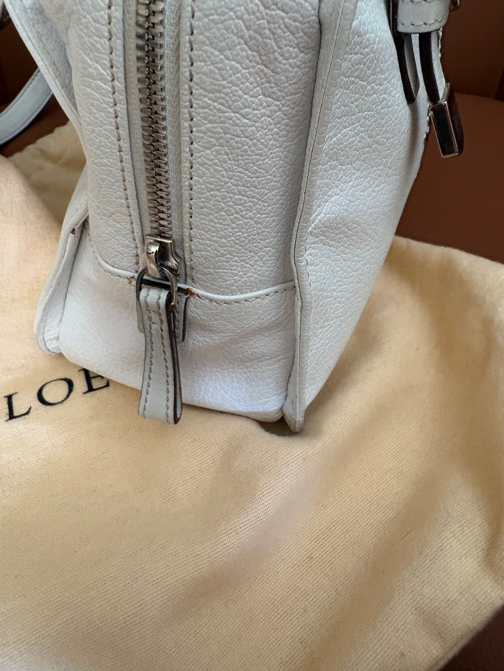 LOEWE Amazona 30