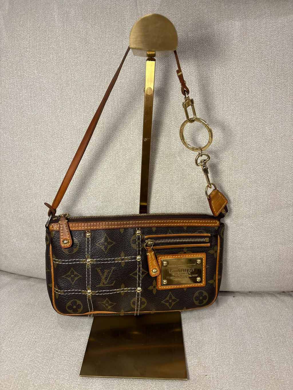 Louis Vuitton Pochette