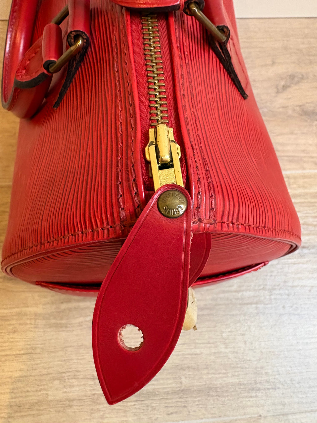 LOUIS VUITTON Speedy 30