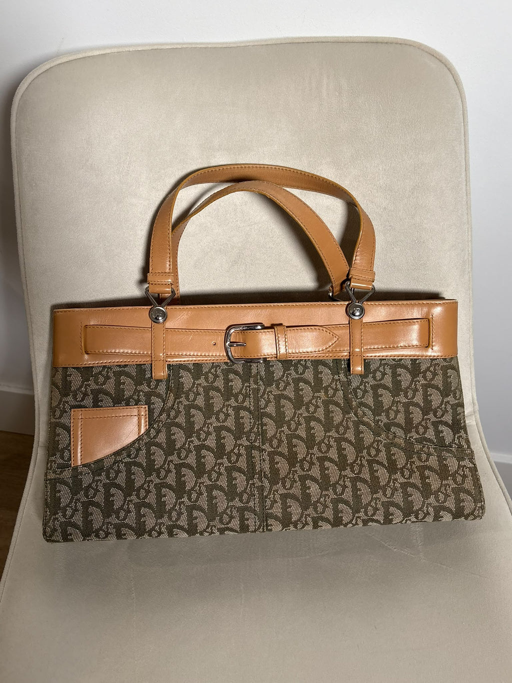 Dior Trotter caqui