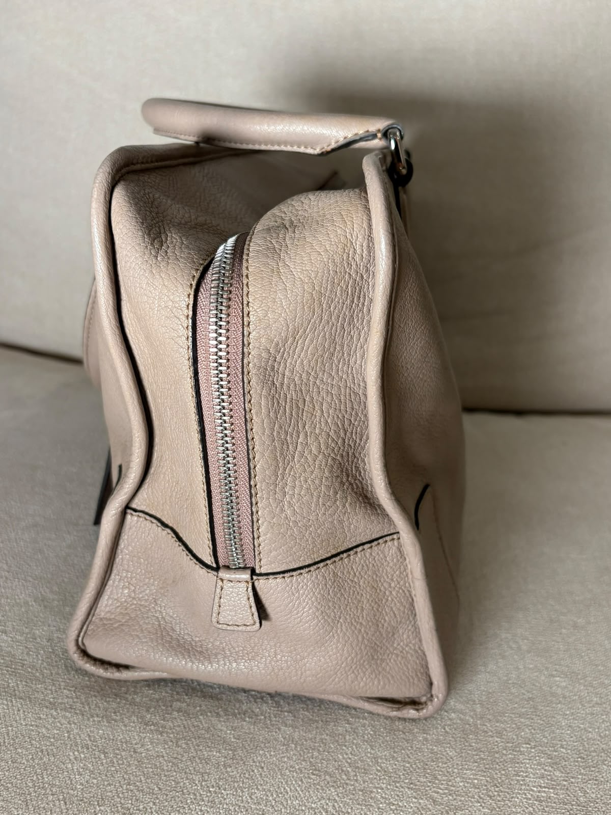 Loewe Amazona taupe
