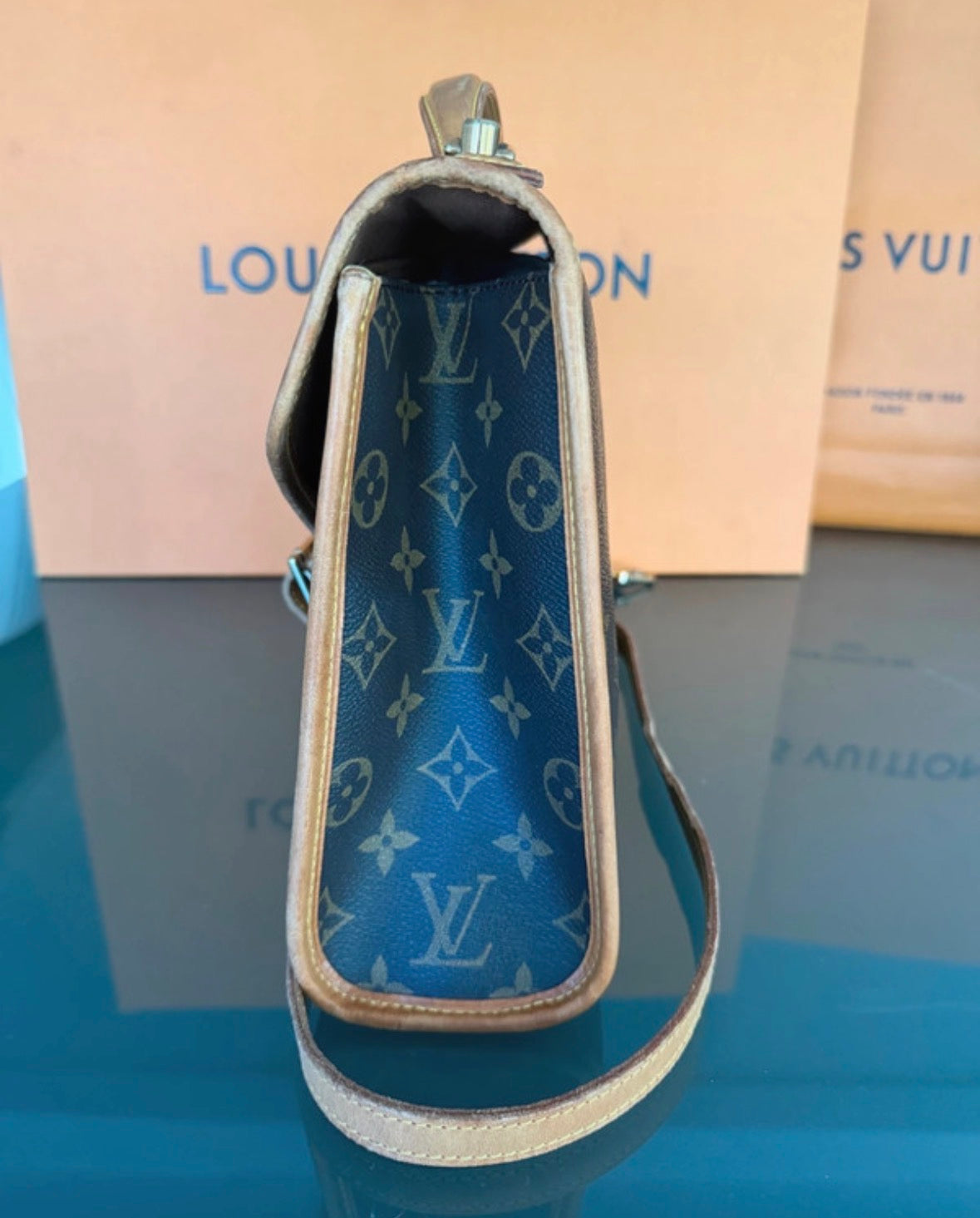 LOUIS VUITTON Bel Air