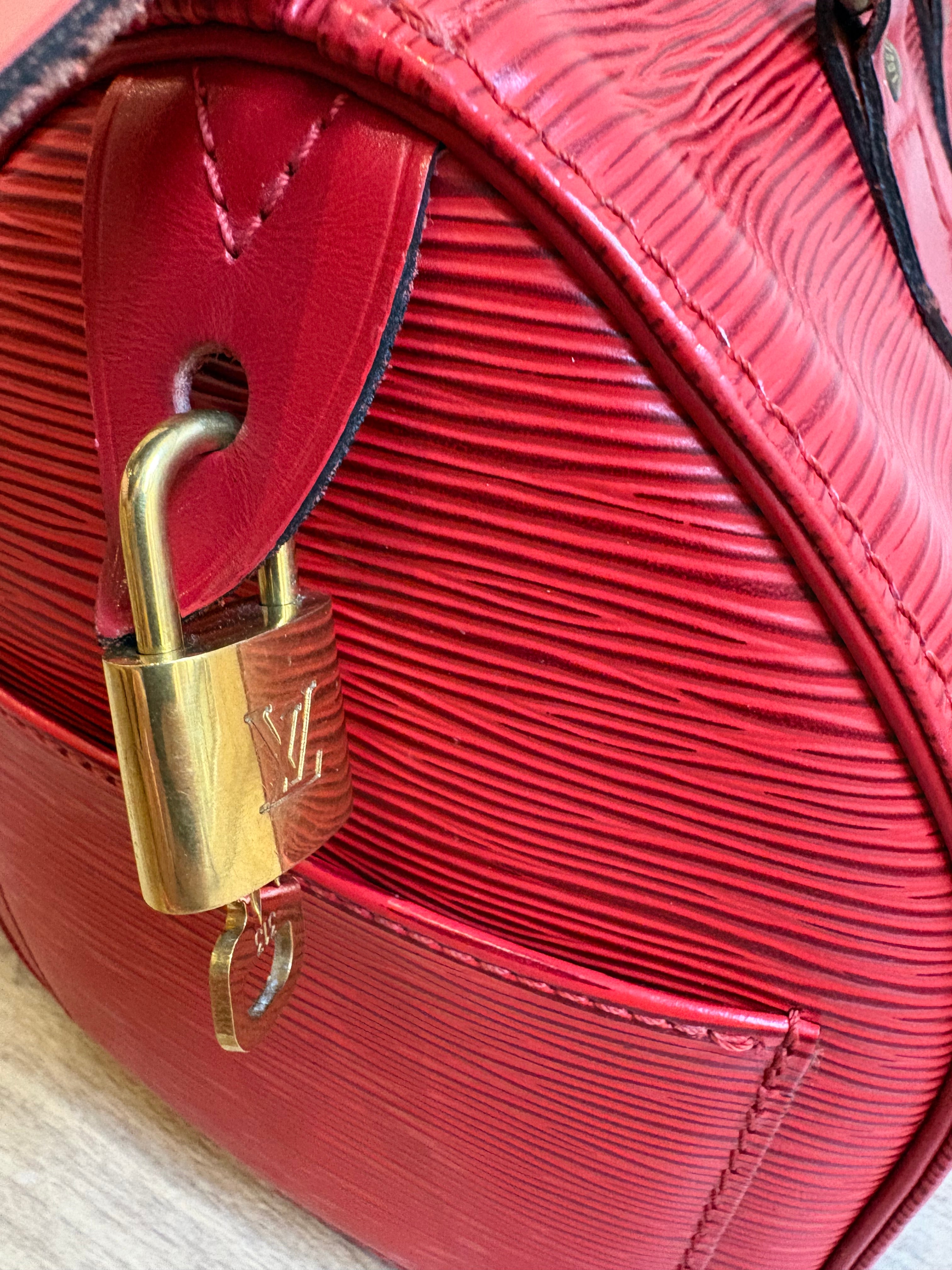 LOUIS VUITTON Speedy 30