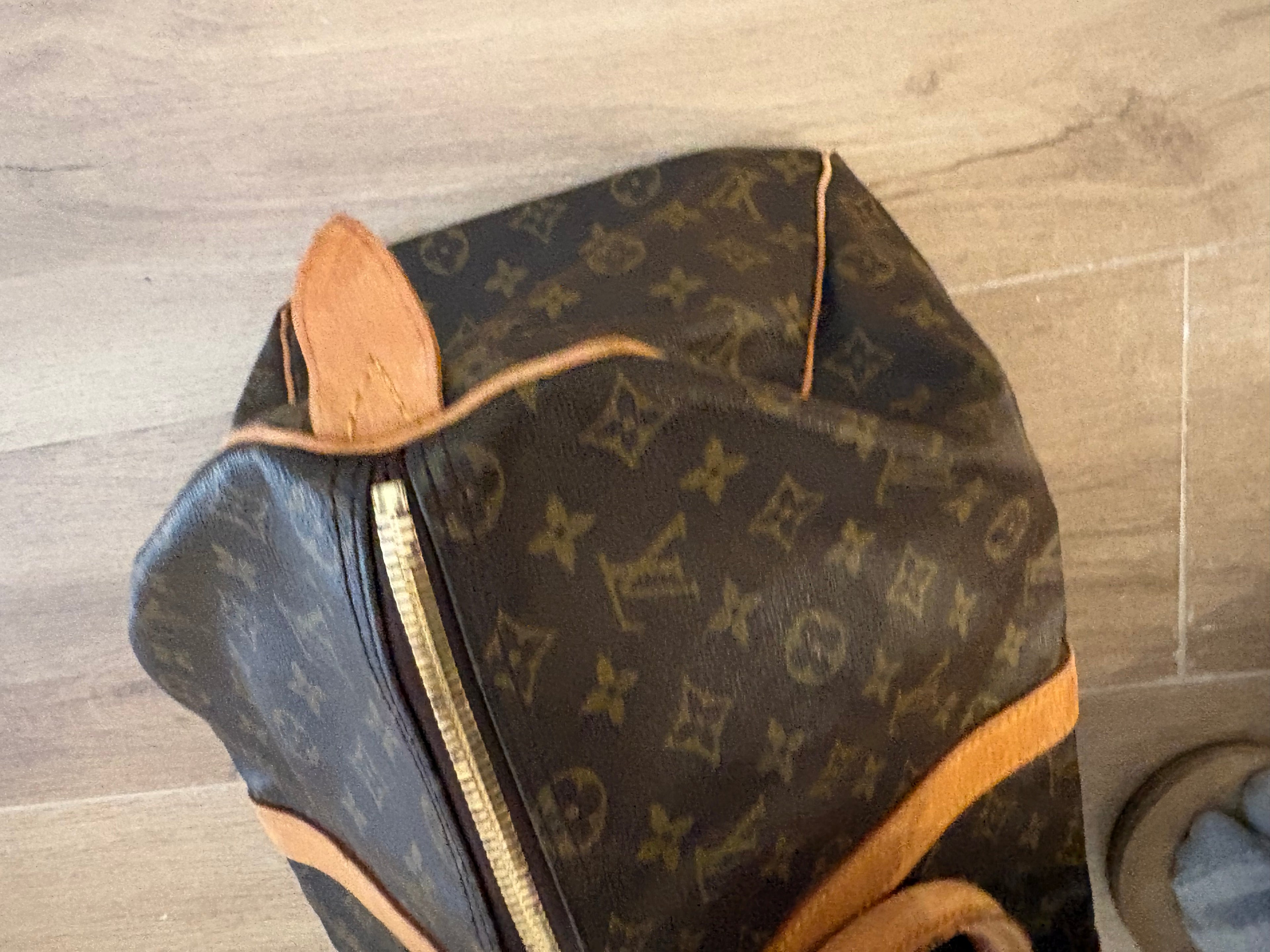 LOUIS VUITTON Keepall