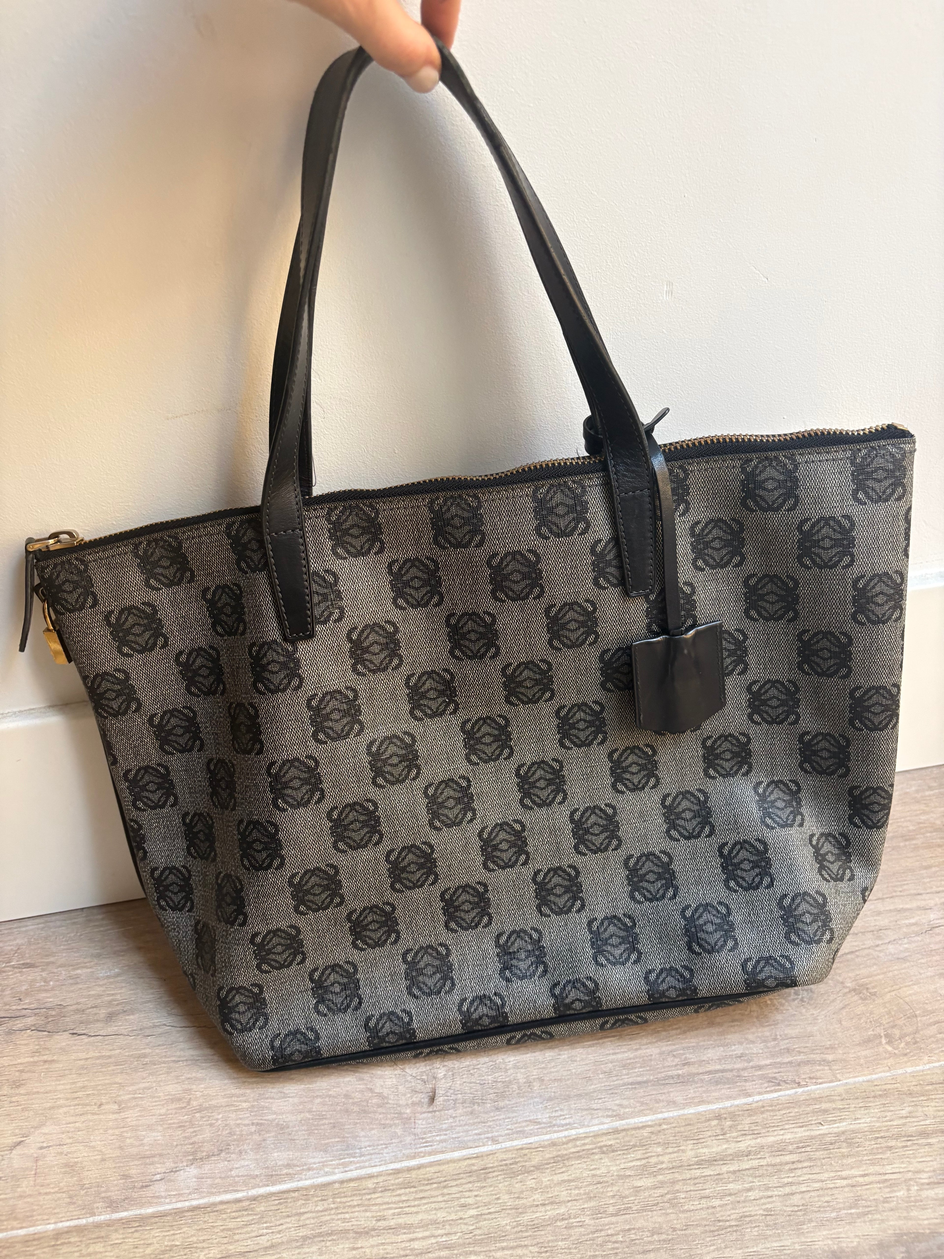LOEWE Anagram Tote
