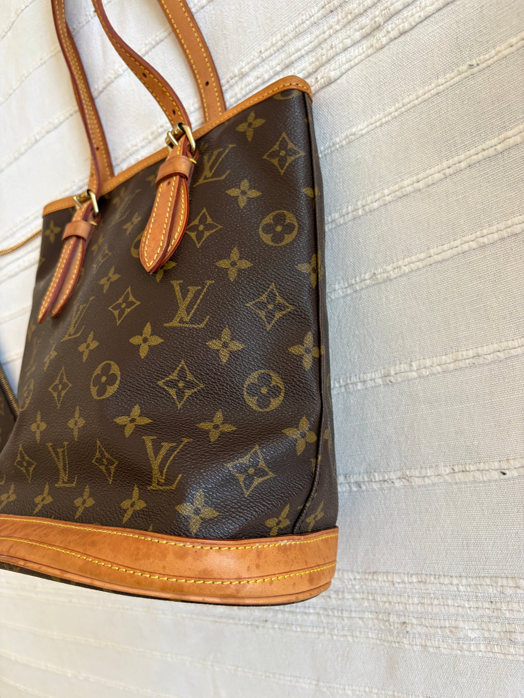 LOUIS VUITTON Le marais