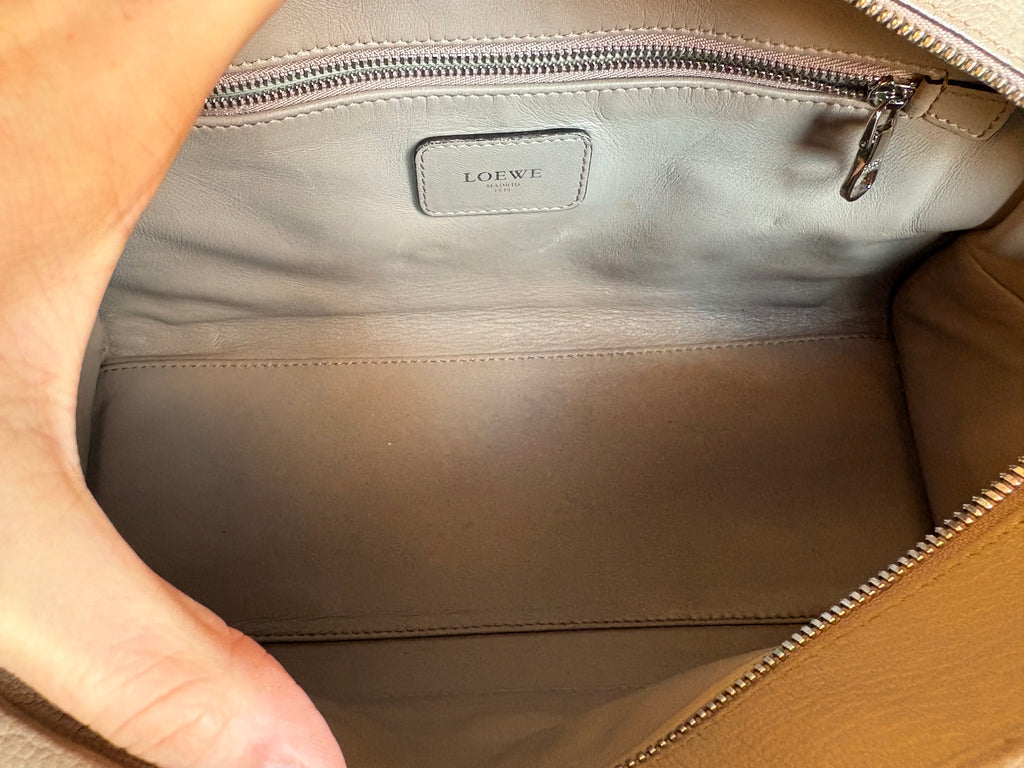LOEWE Amazona 28 -