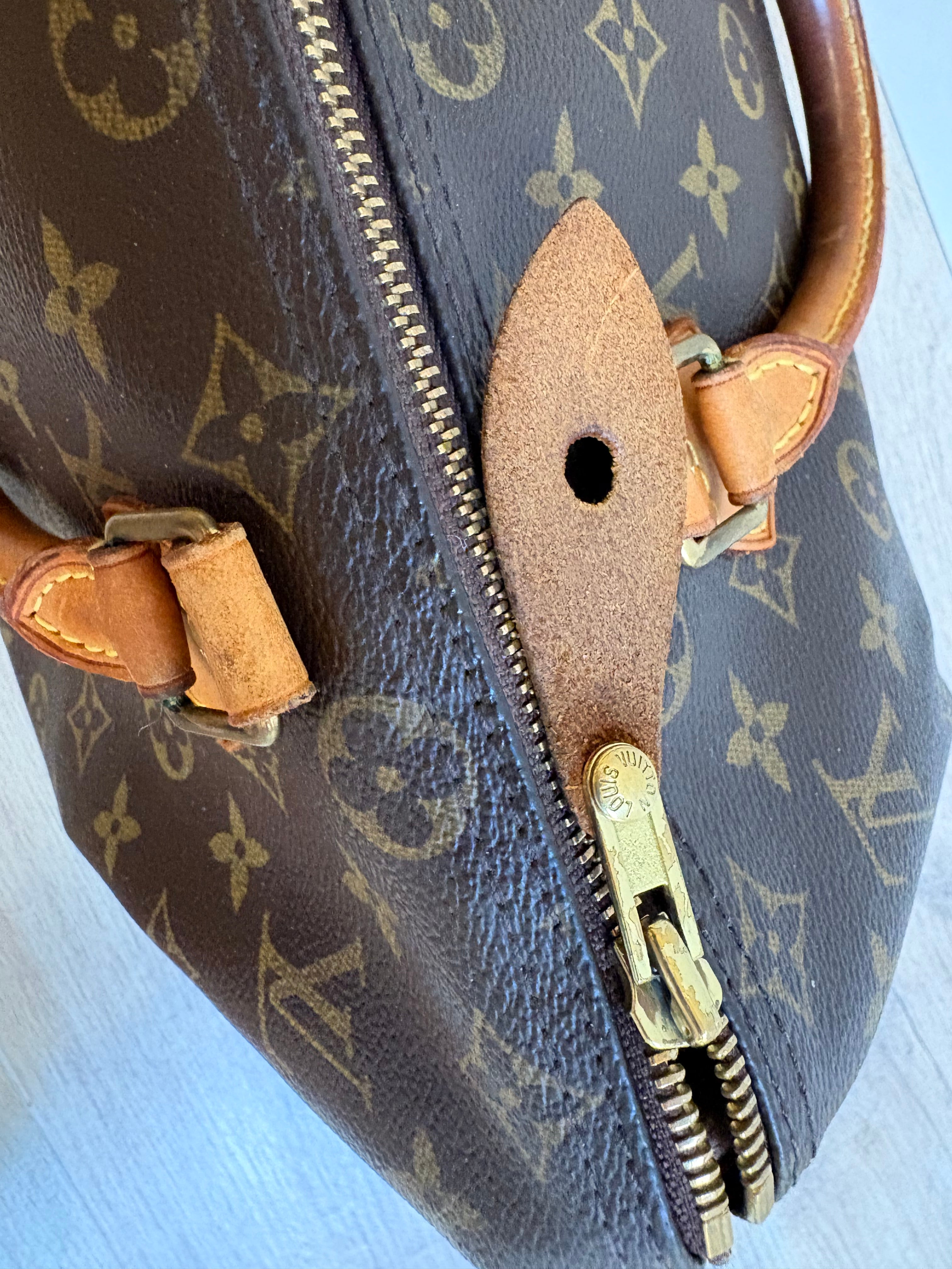LOUIS VUITTON Speedy 30