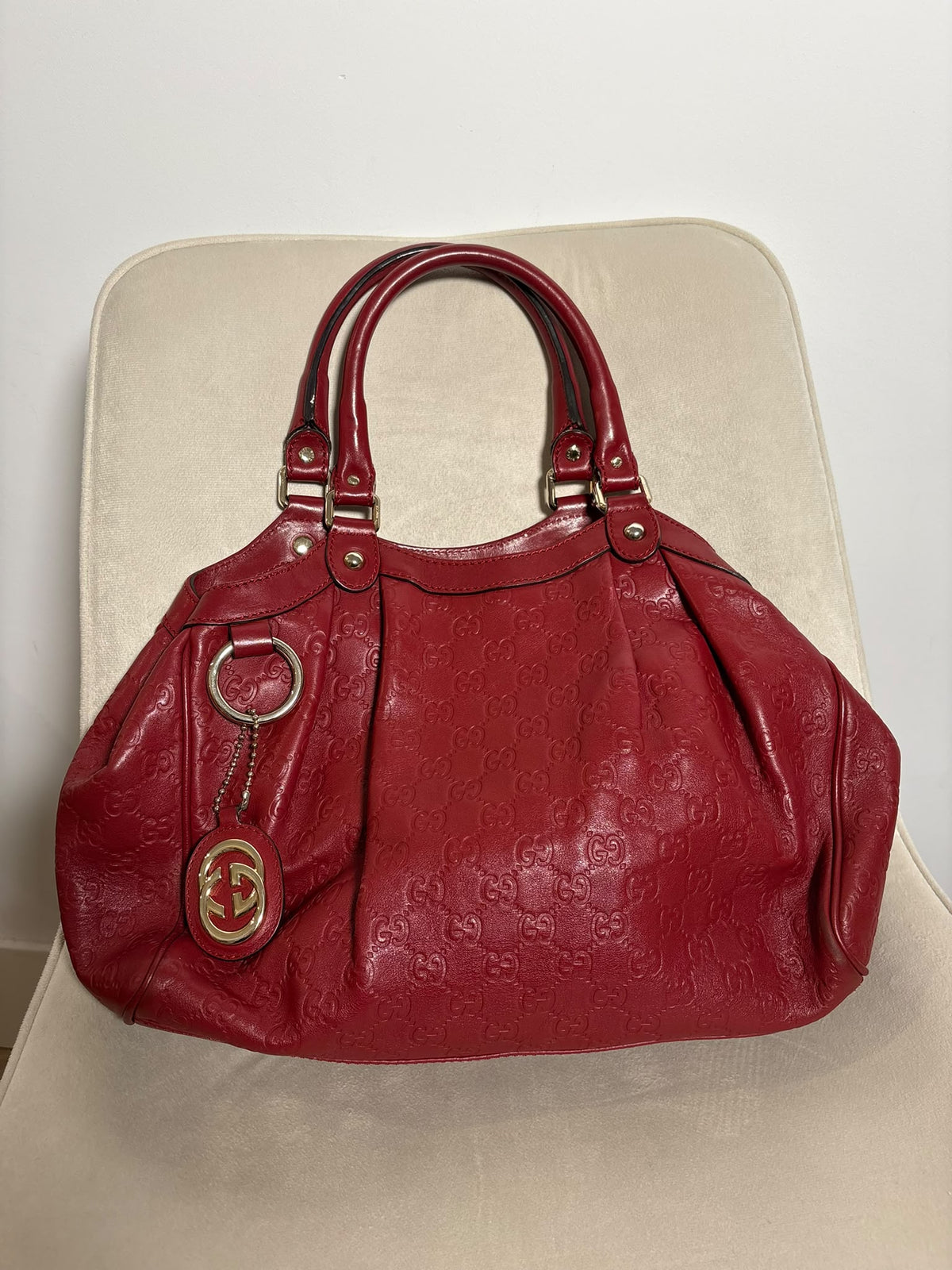 Gucci Sukey rojo