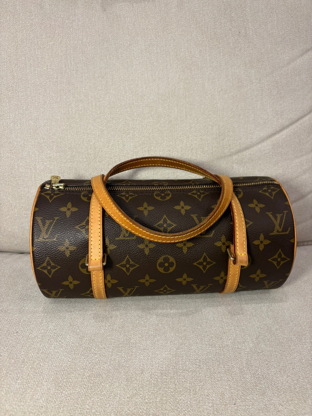 Louis Vuitton Papillon 26