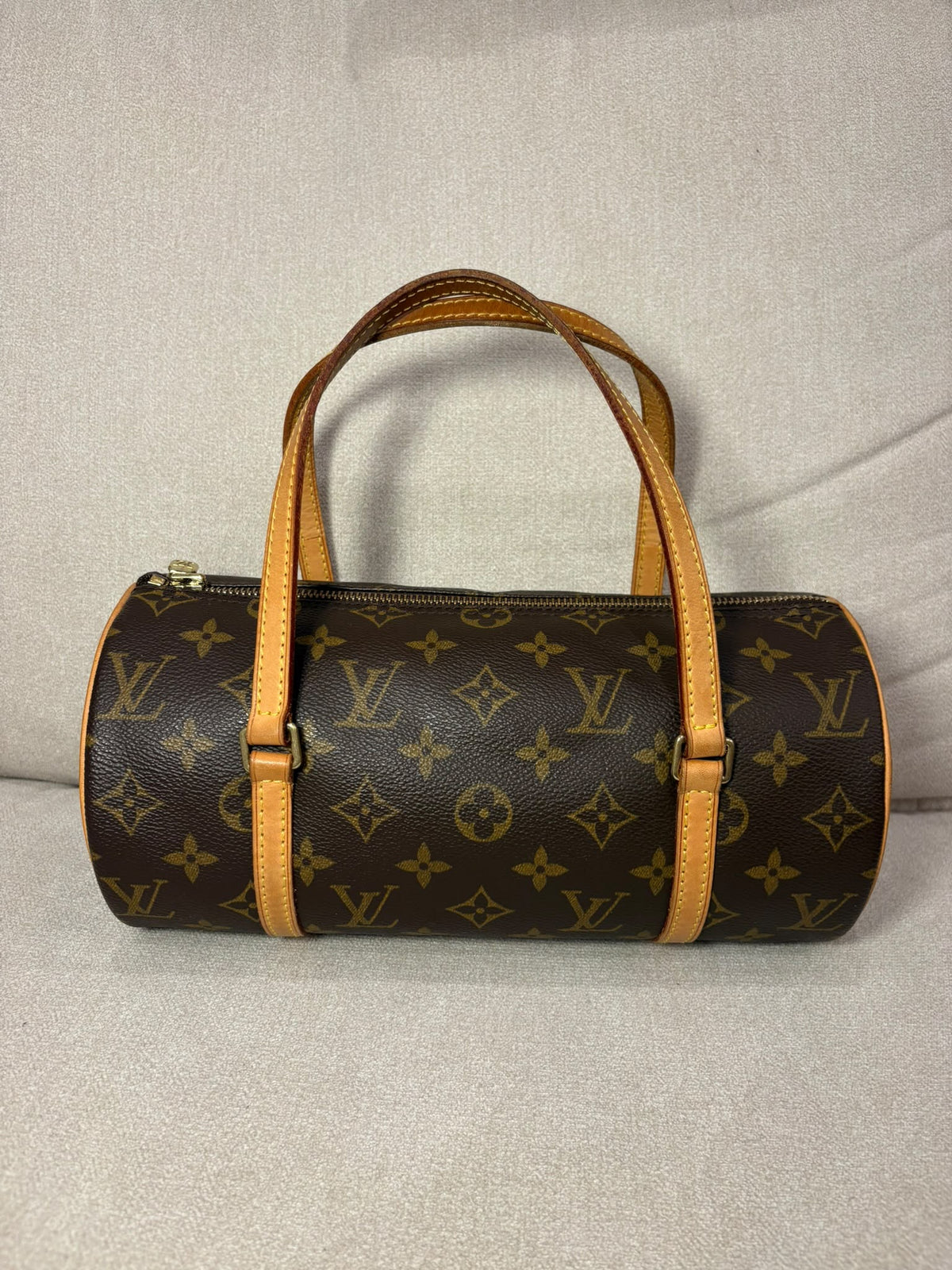 Louis Vuitton Papillon 26