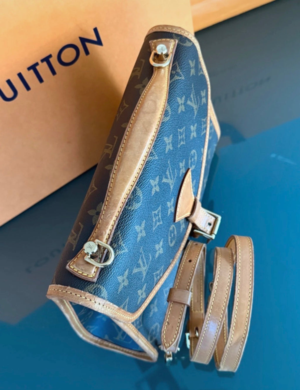 LOUIS VUITTON Bel Air
