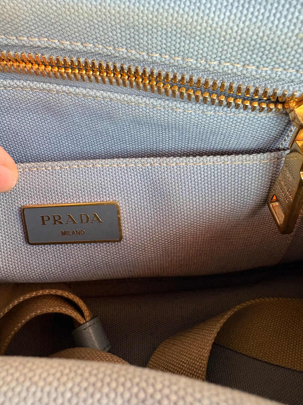 PRADA Canapa