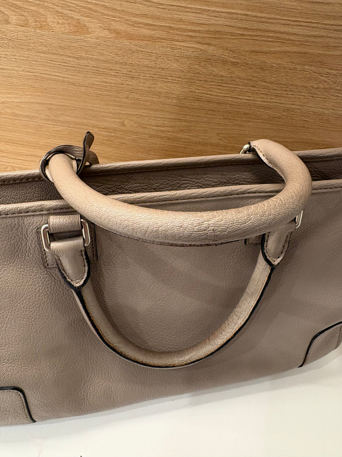 LOEWE Amazona 36