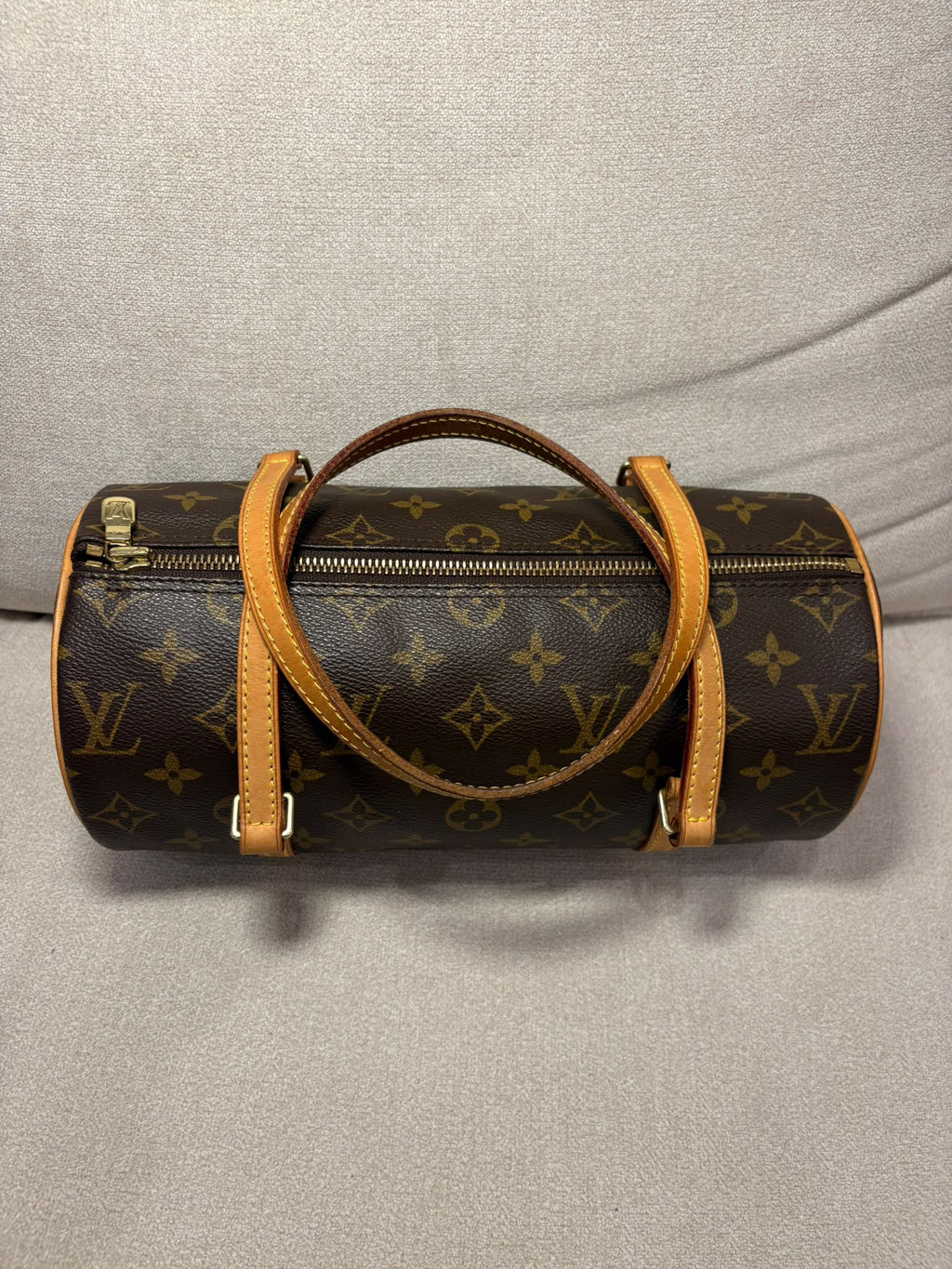 Louis Vuitton Papillon 26