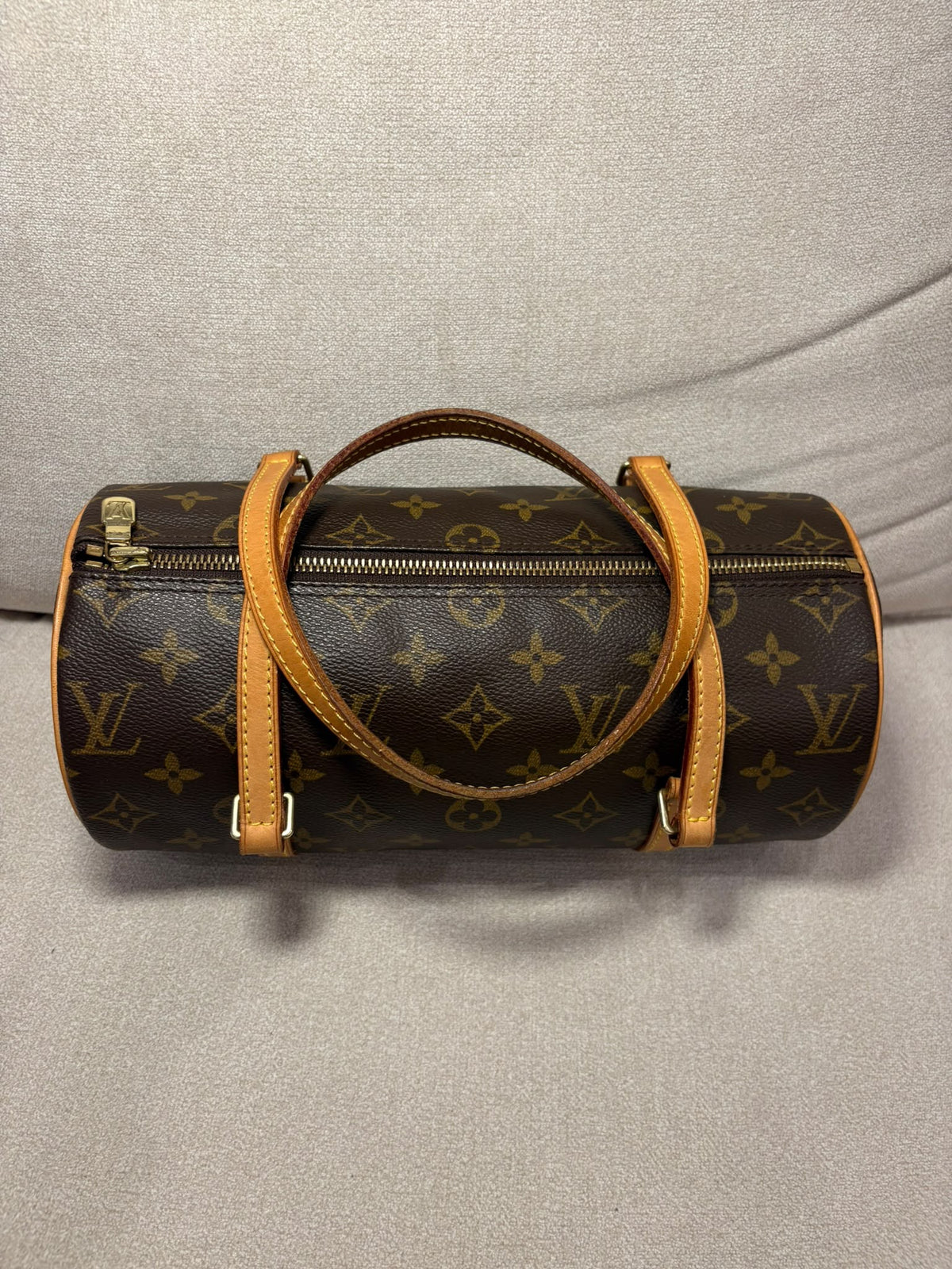 Louis Vuitton Papillon 26