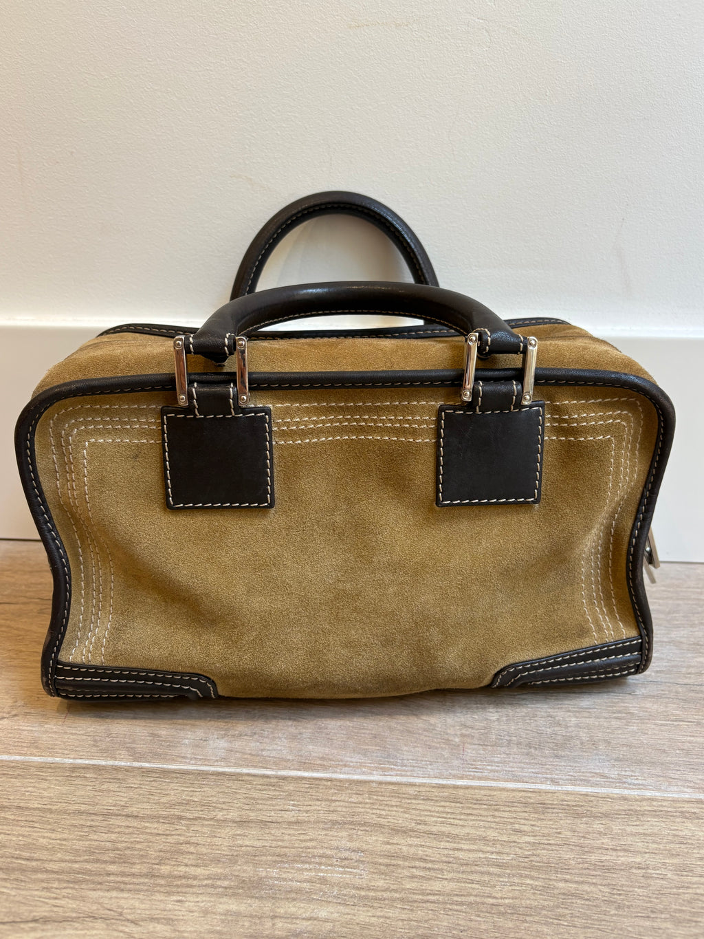 LOEWE Amazona 28