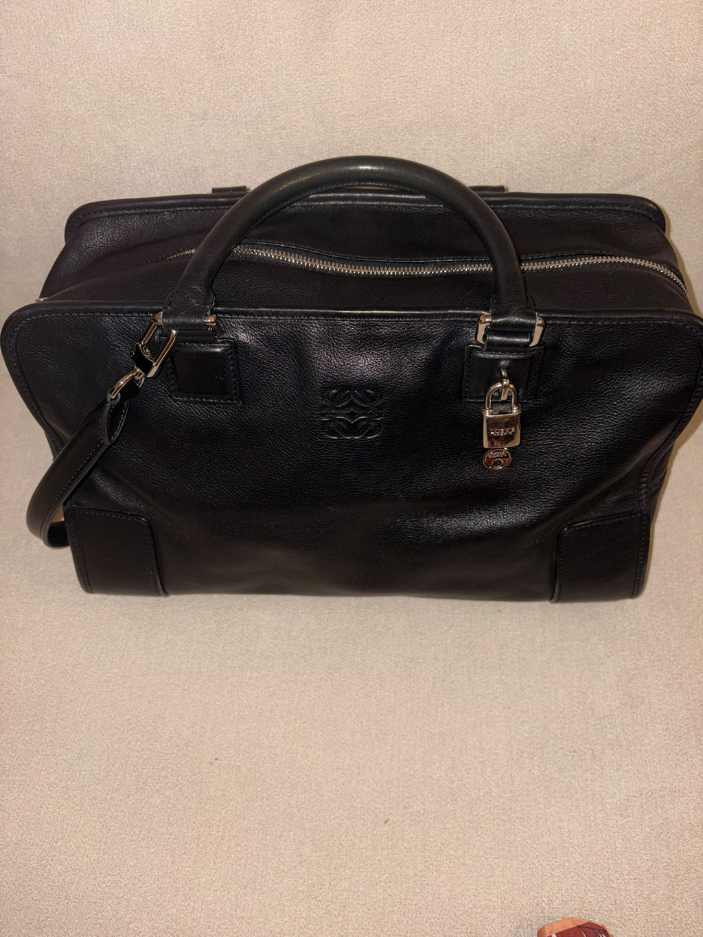 LOEWE Amazona 36