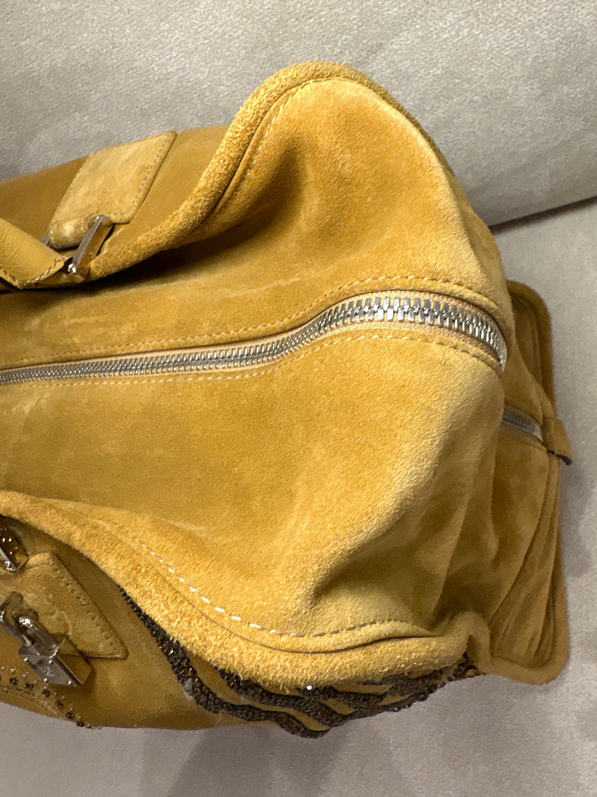 LOEWE Amazona 44