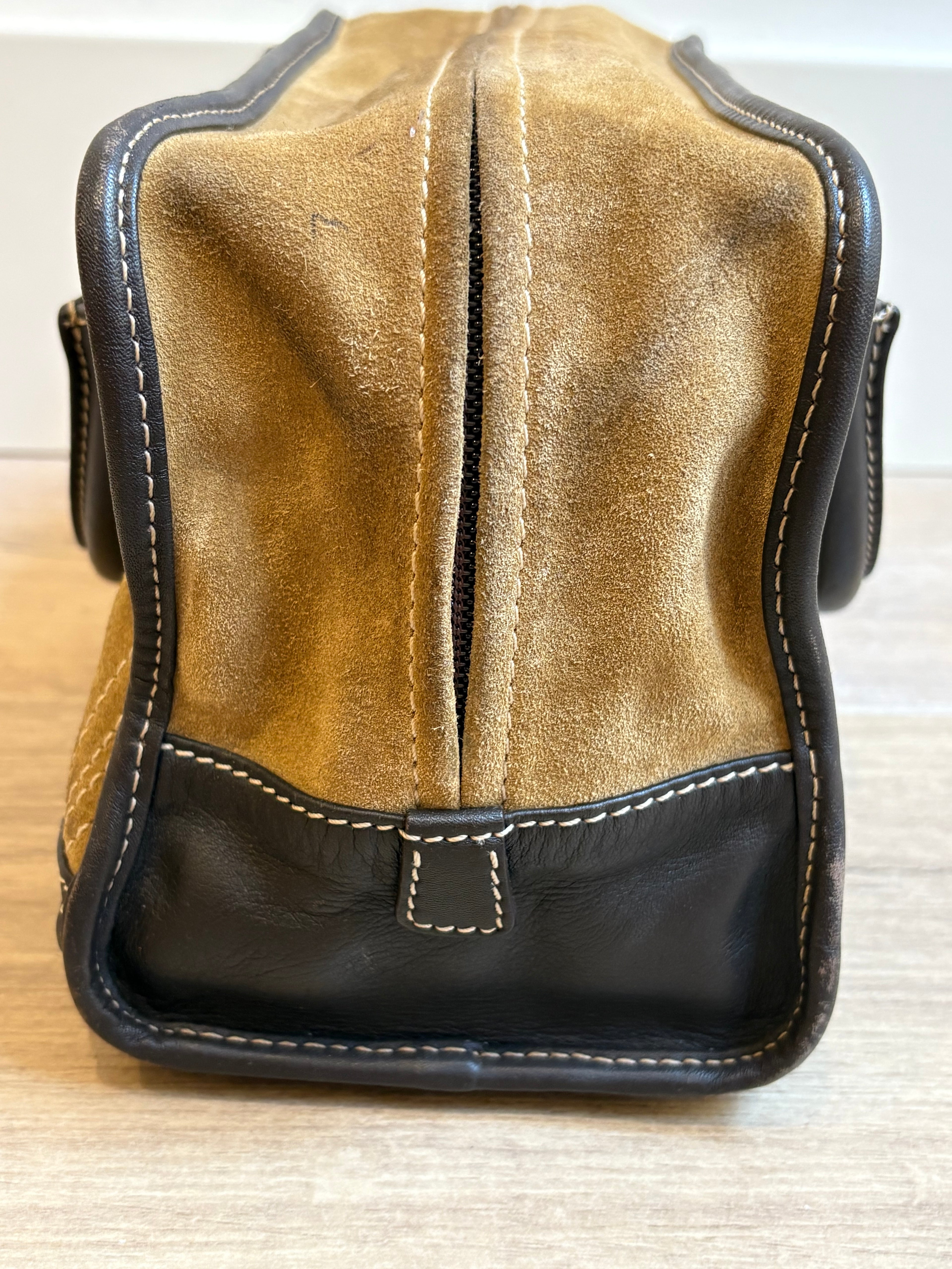 LOEWE Amazona 28