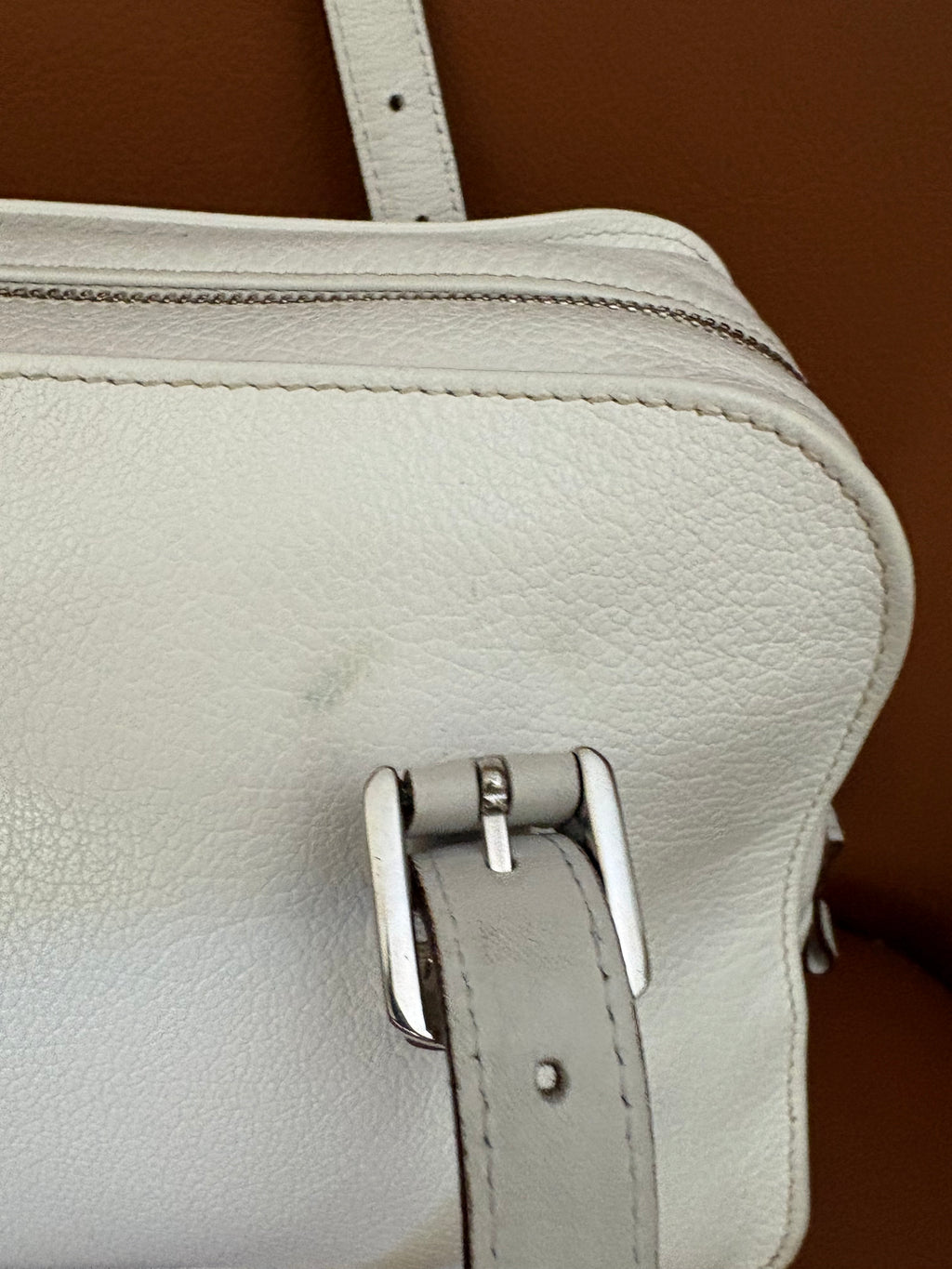 LOEWE Amazona 30
