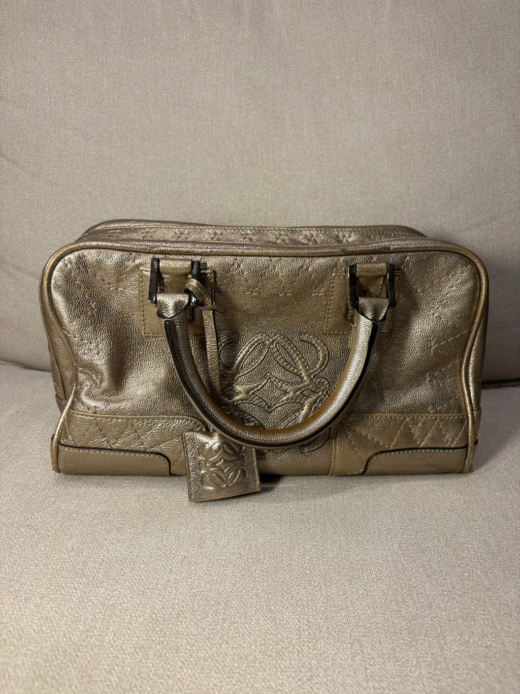 LOEWE Amazona 28