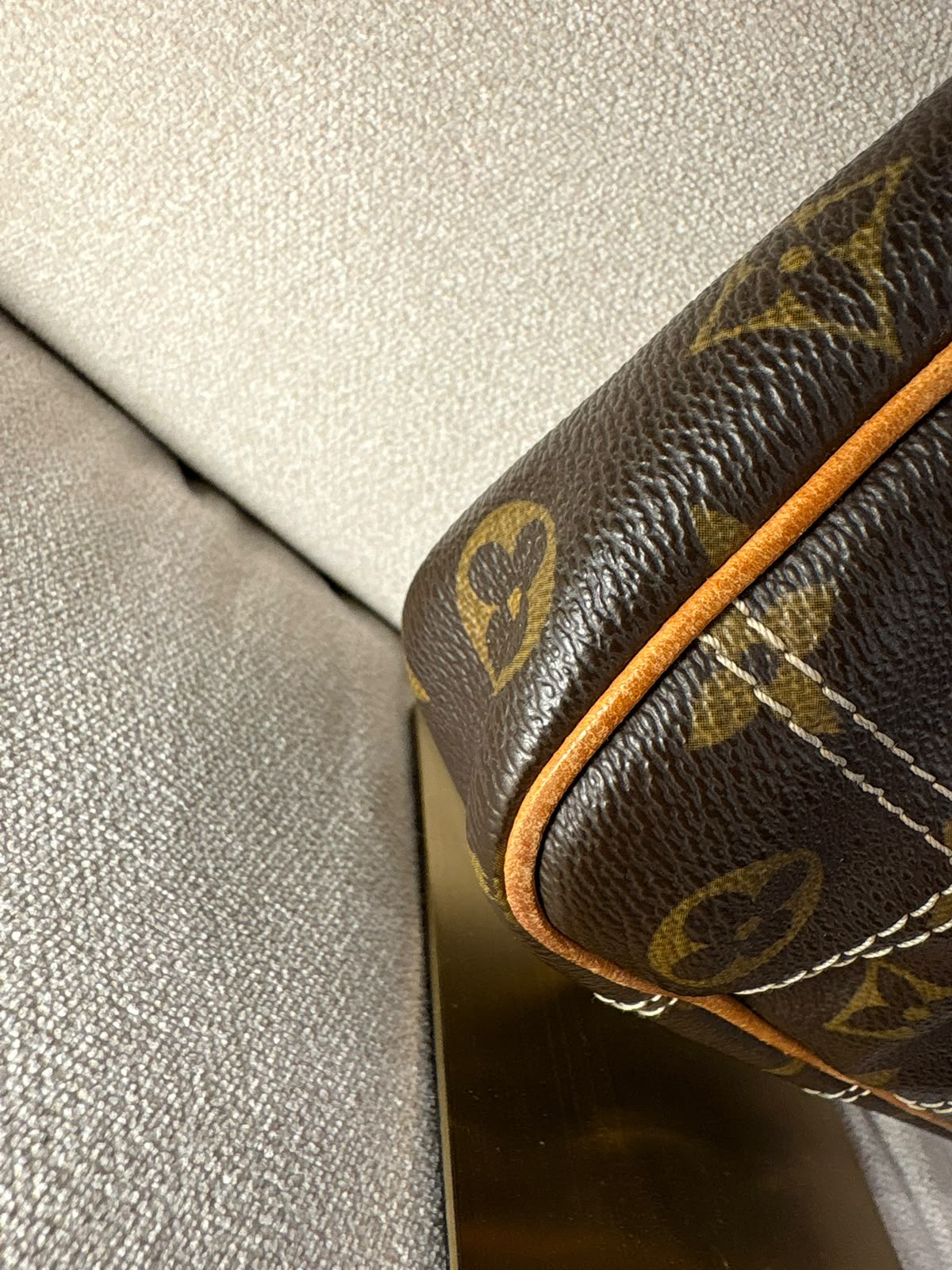 Louis Vuitton Pochette