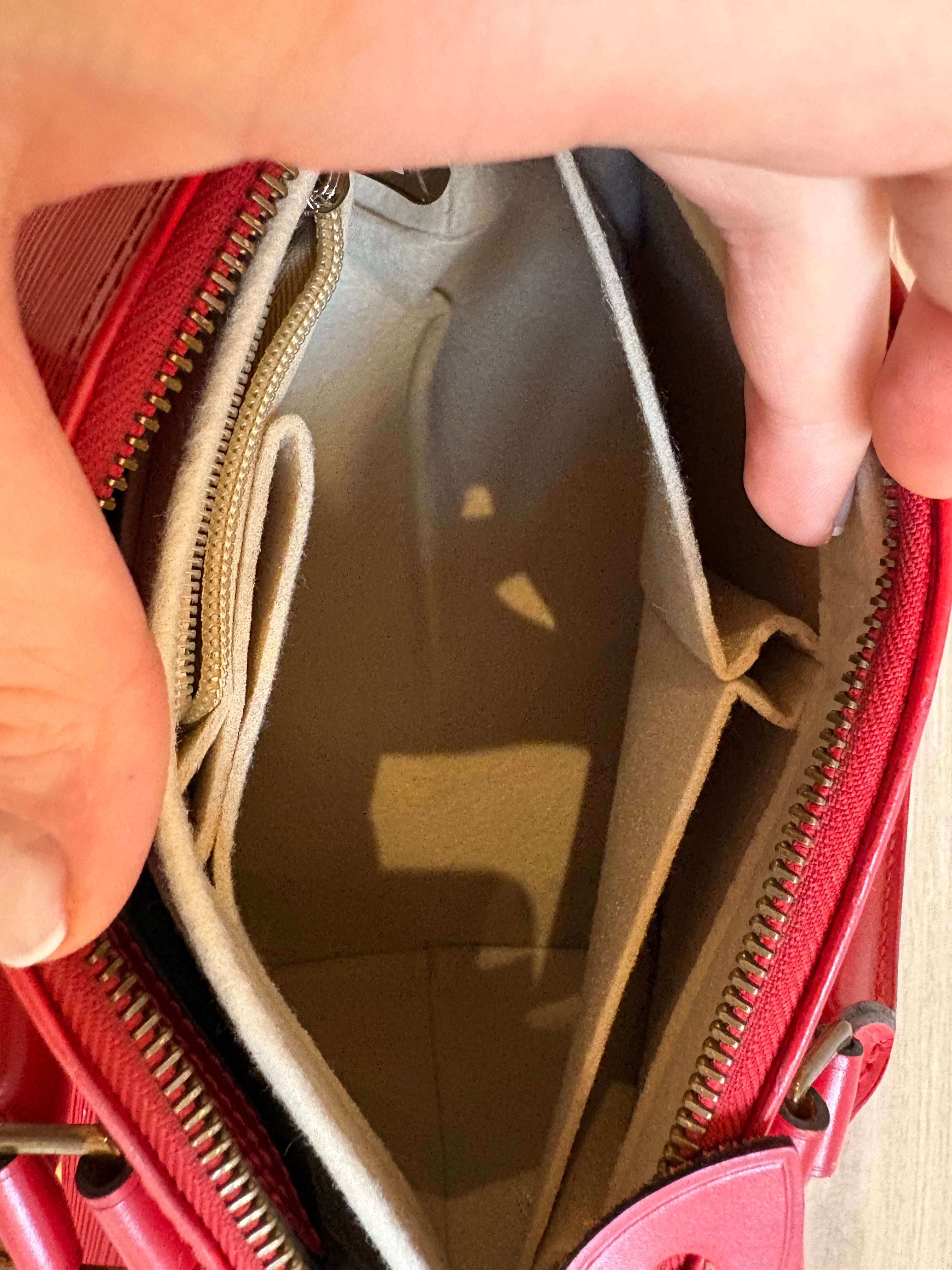 LOUIS VUITTON Speedy 30