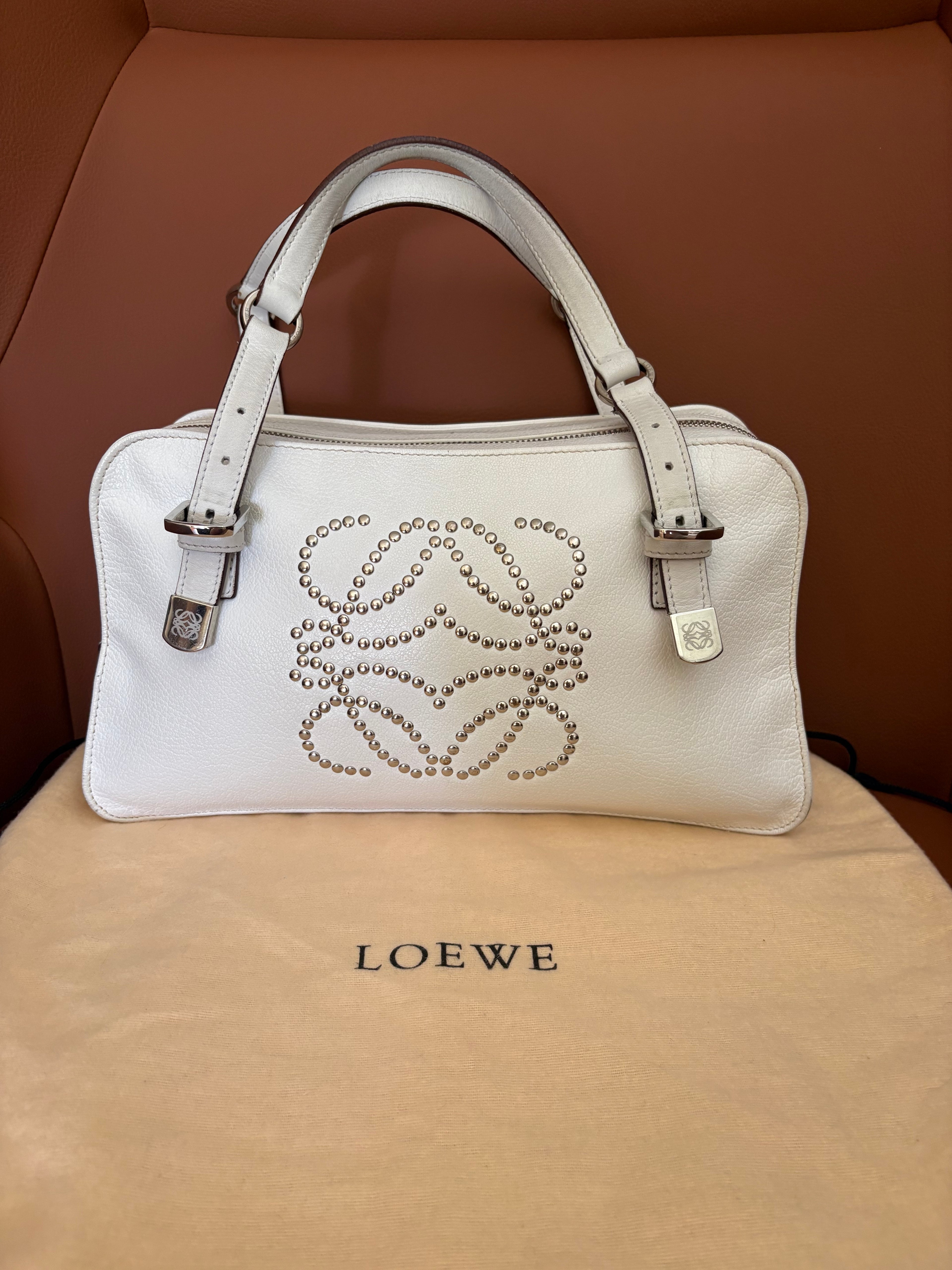 LOEWE Amazona 30
