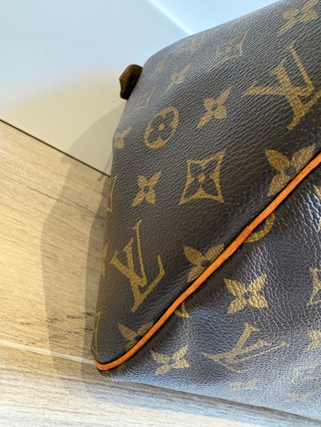 LOUIS VUITTON Speedy 30