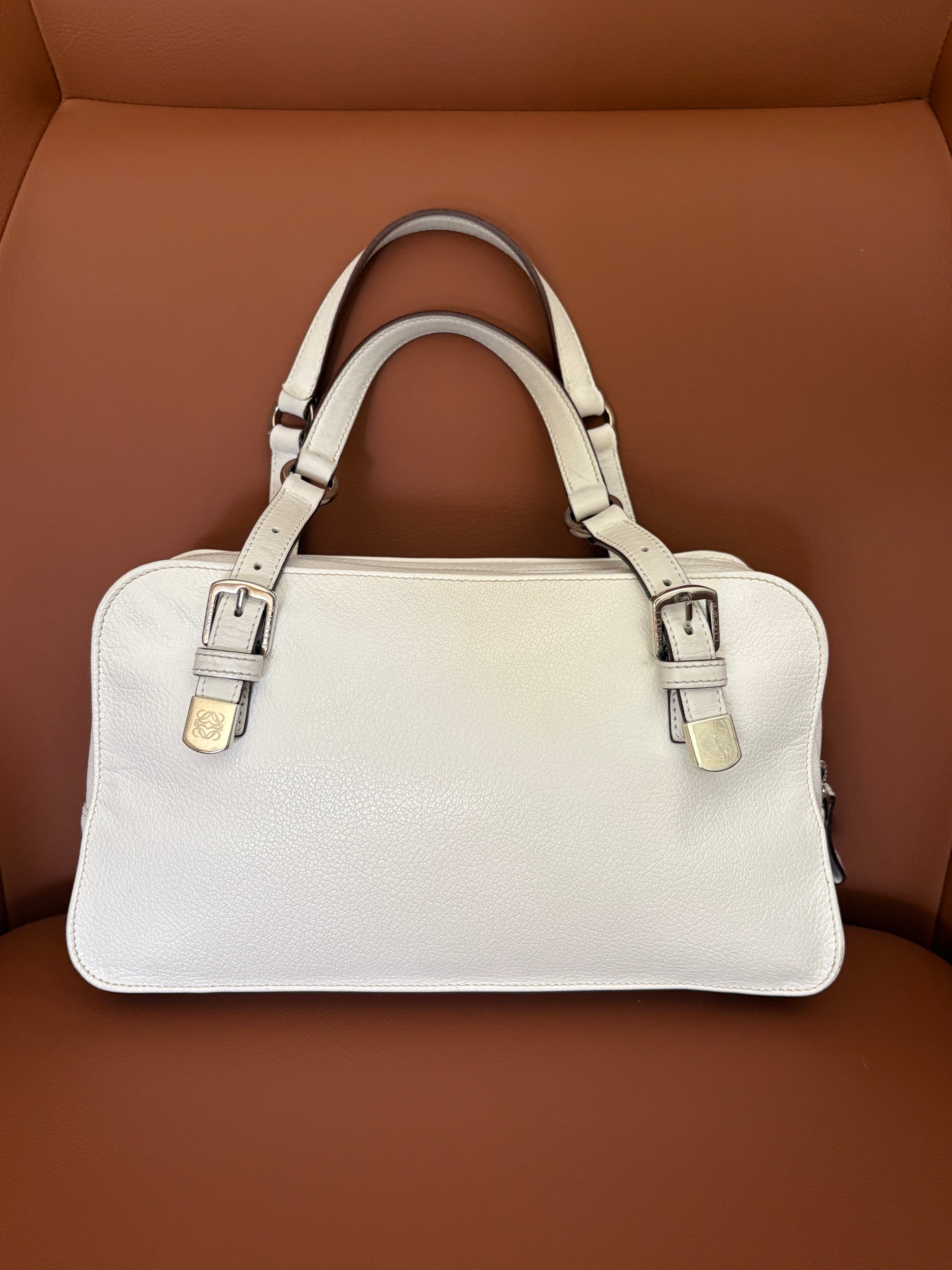 LOEWE Amazona 30