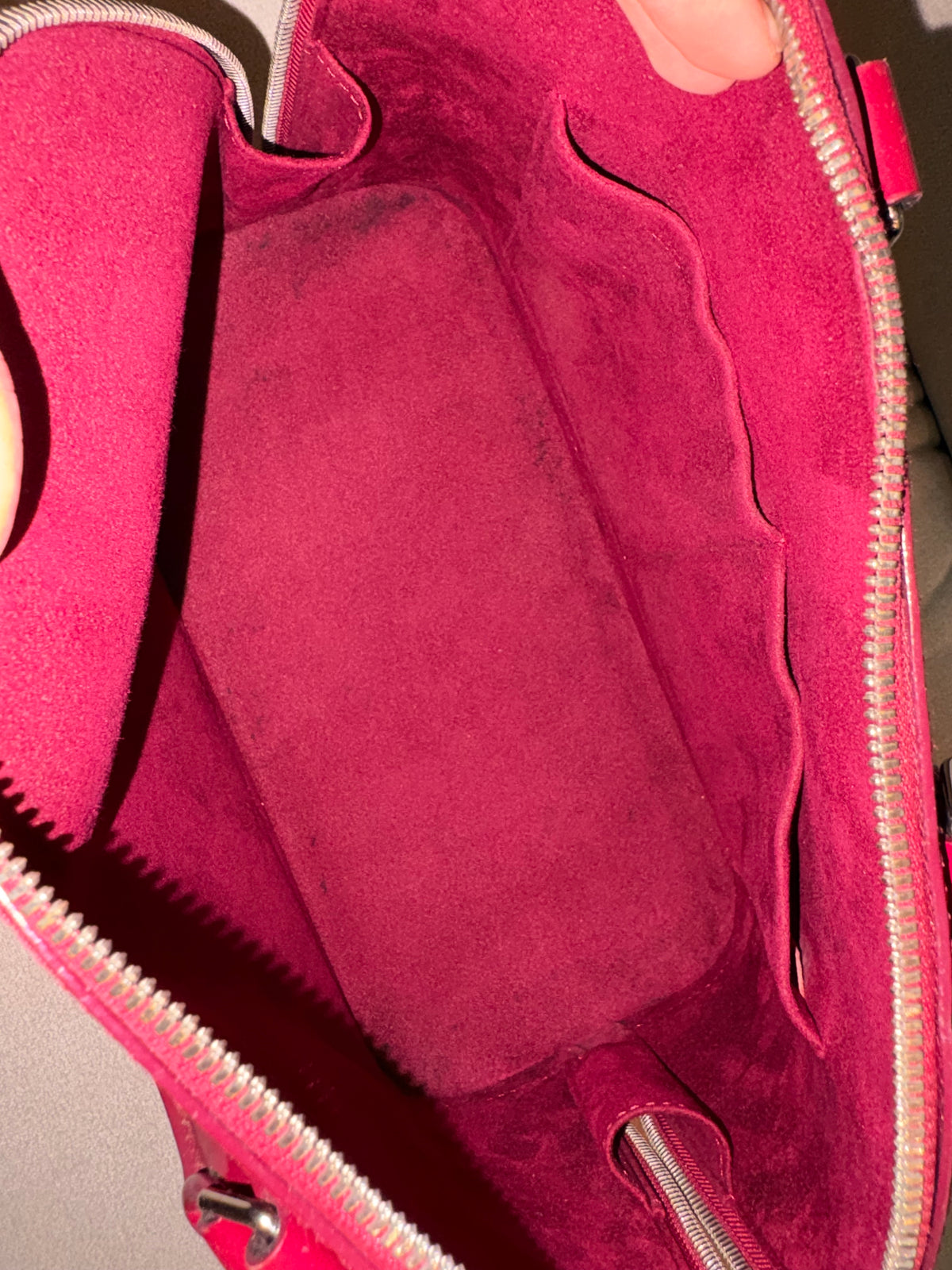 LOUIS VUITTON Alma
