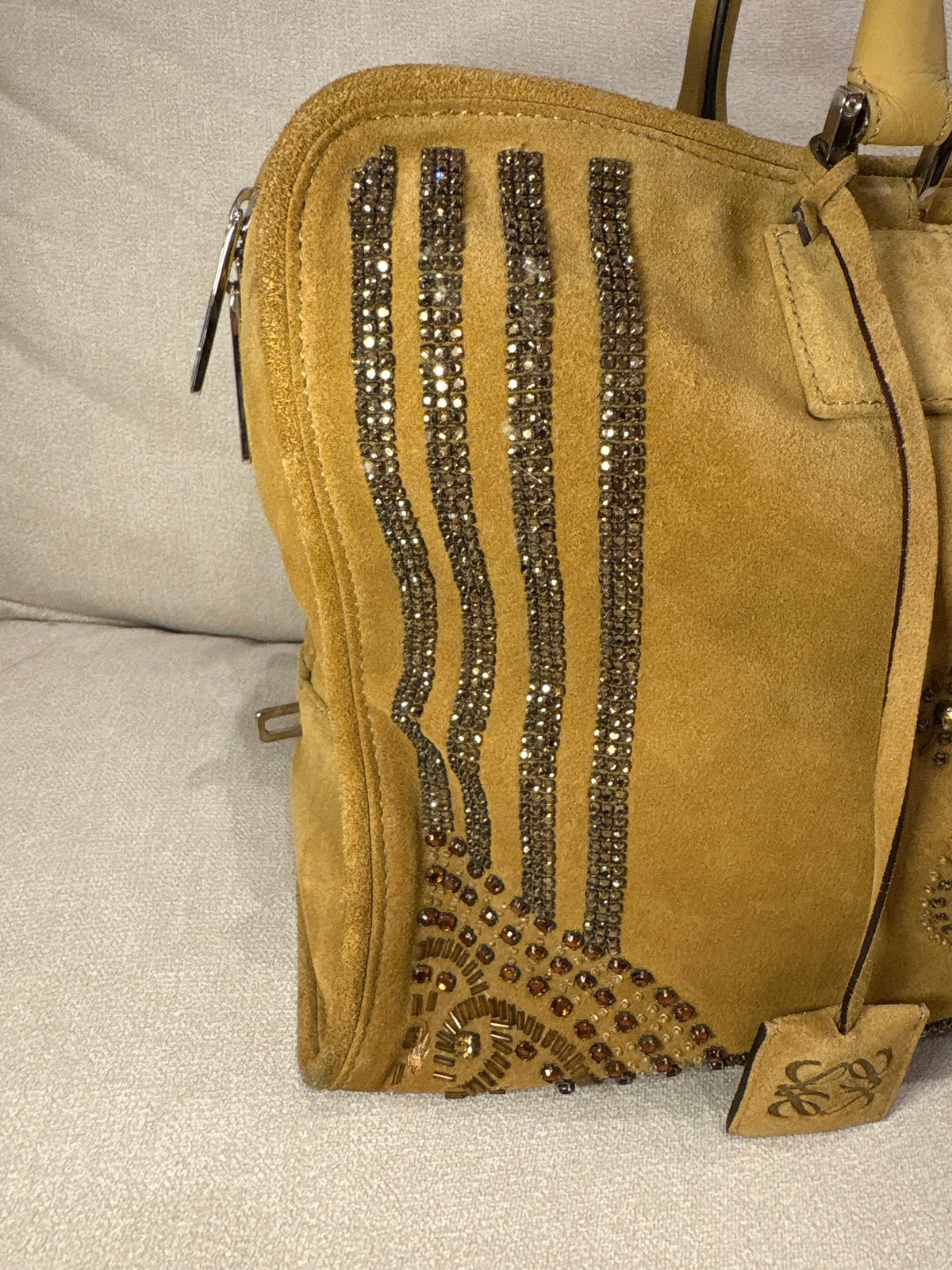 LOEWE Amazona 44