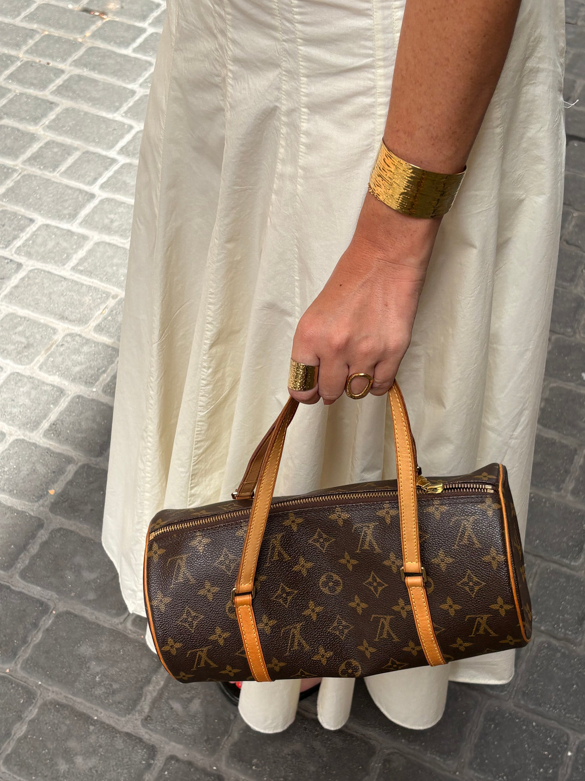 LOUIS VUITTON Papillon 30