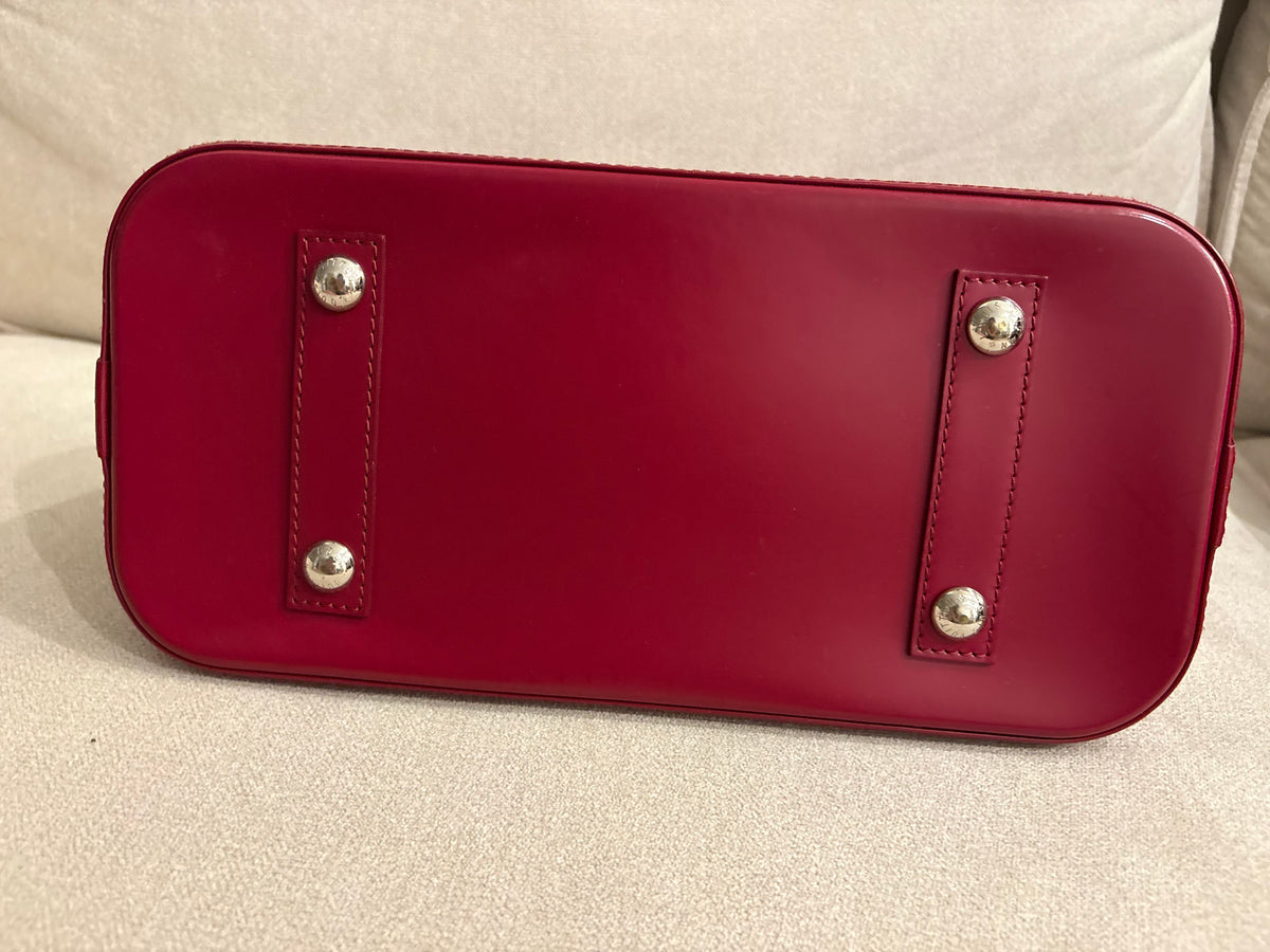 LOUIS VUITTON Alma