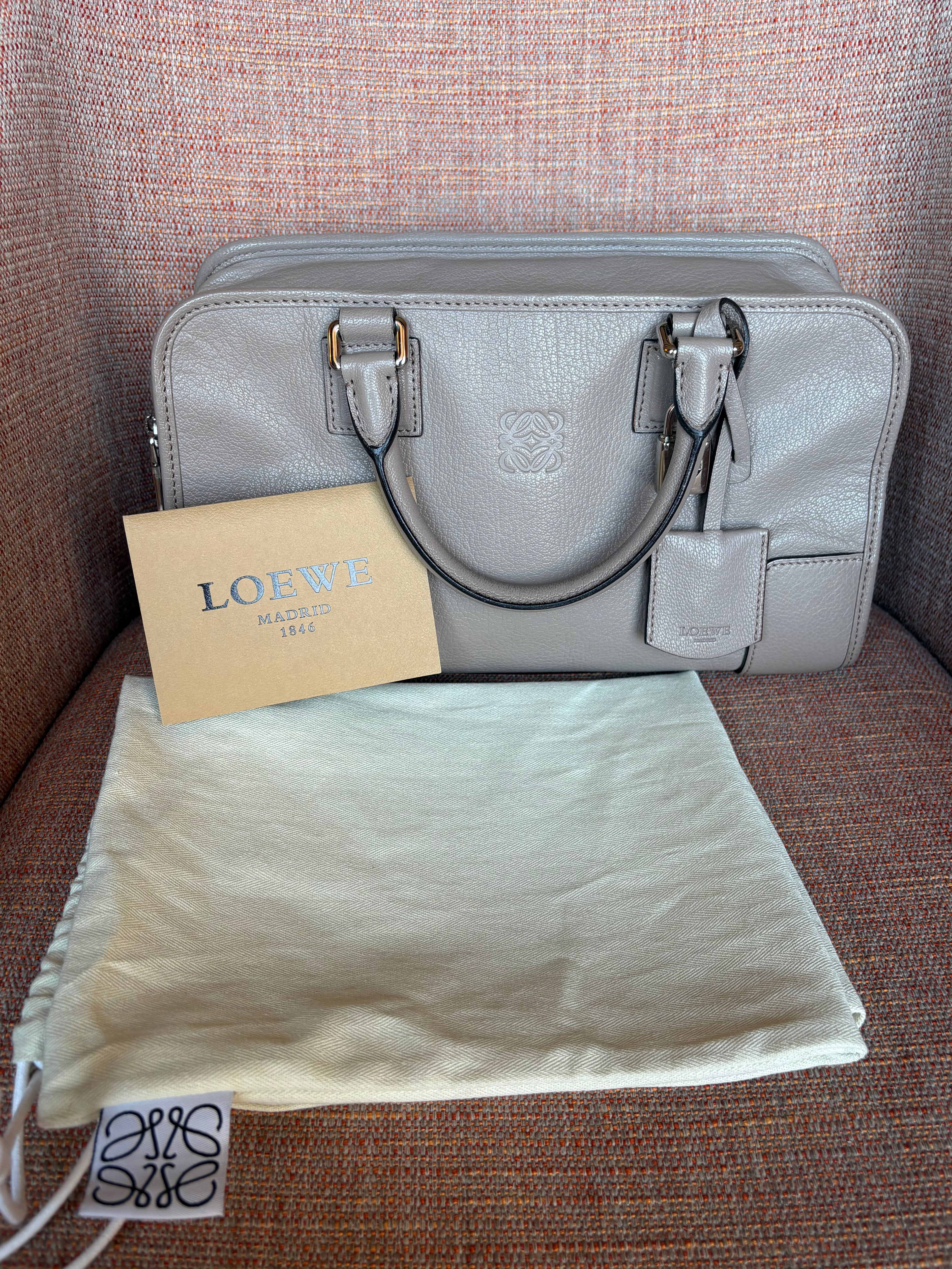 LOEWE Amazona 28 -