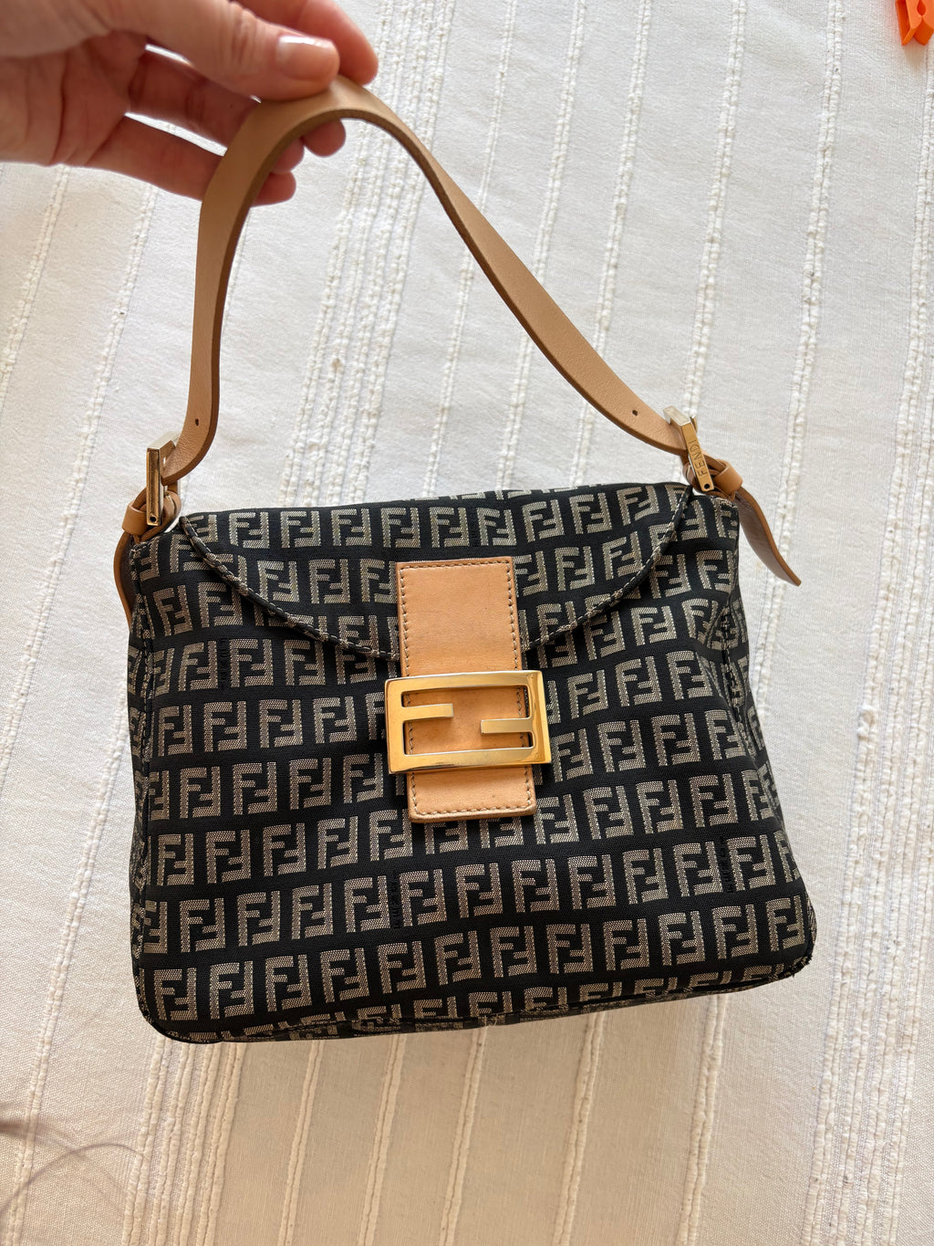 FENDI Baguette