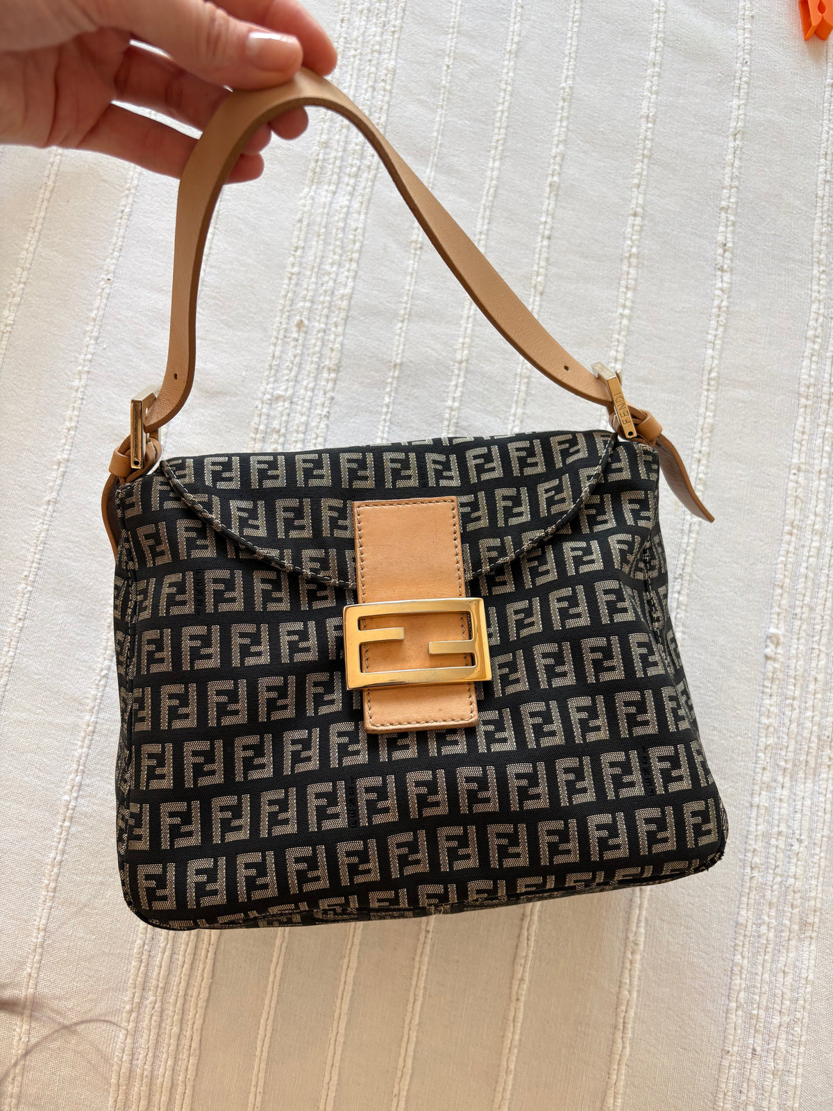 FENDI Baguette