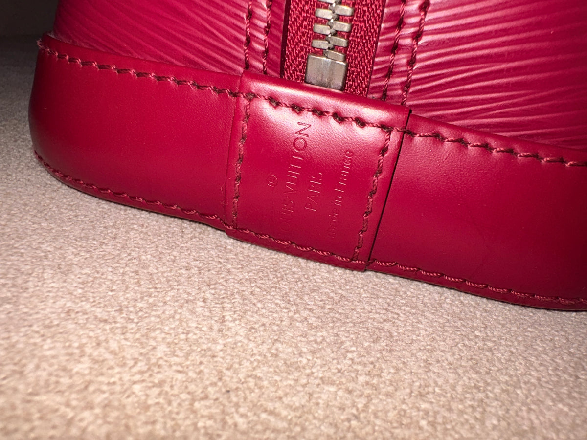 LOUIS VUITTON Alma
