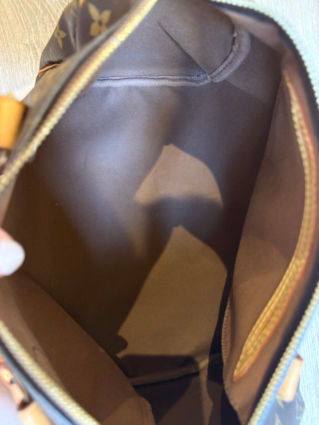 LOUIS VUITTON Speedy 30
