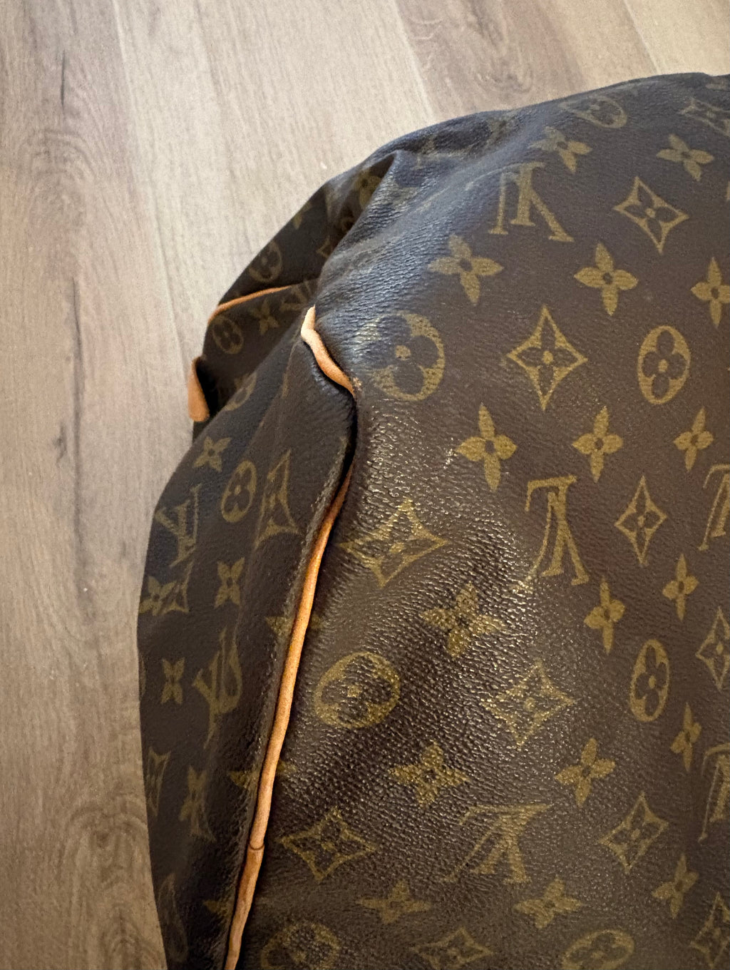 LOUIS VUITTON Keepall