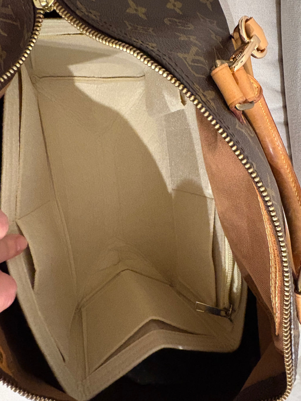 LOUIS VUITTON Speedy 40