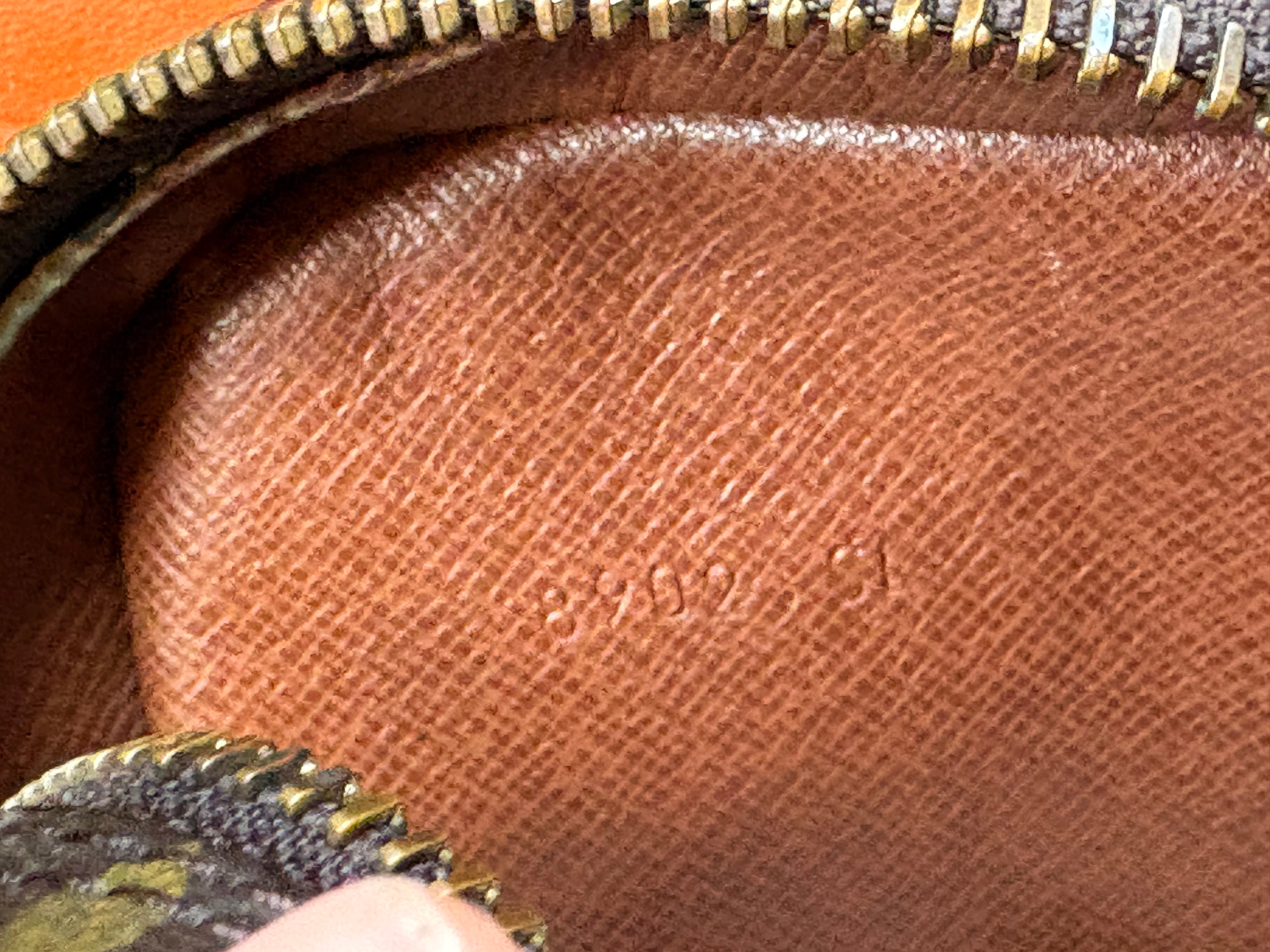 LOUIS VUITTON Danube