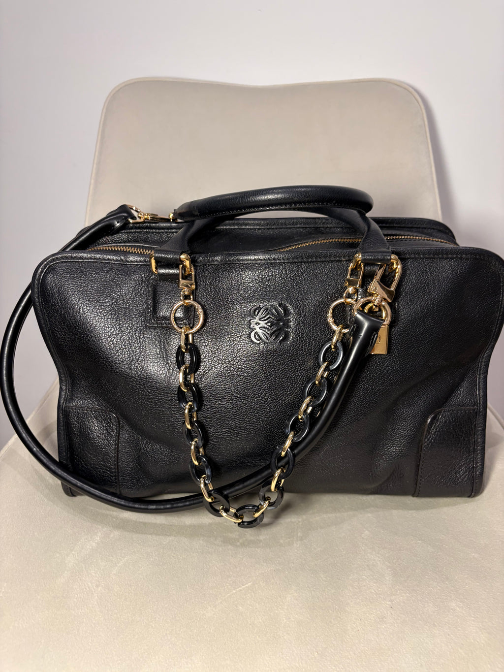 LOEWE Amazona 36